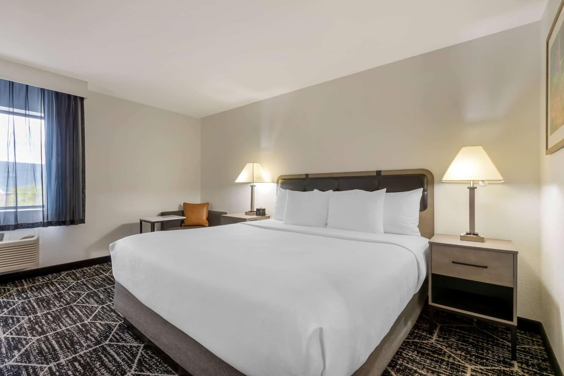 La Quinta by Wyndham Des Moines West Clive gallery photo in Clive, IA — image 94
