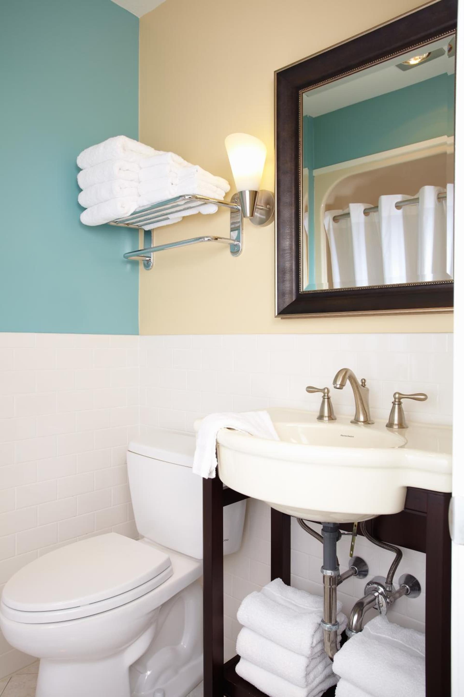 Breezeway Boutique Hotel gallery photo in Westerly, RI — image 4