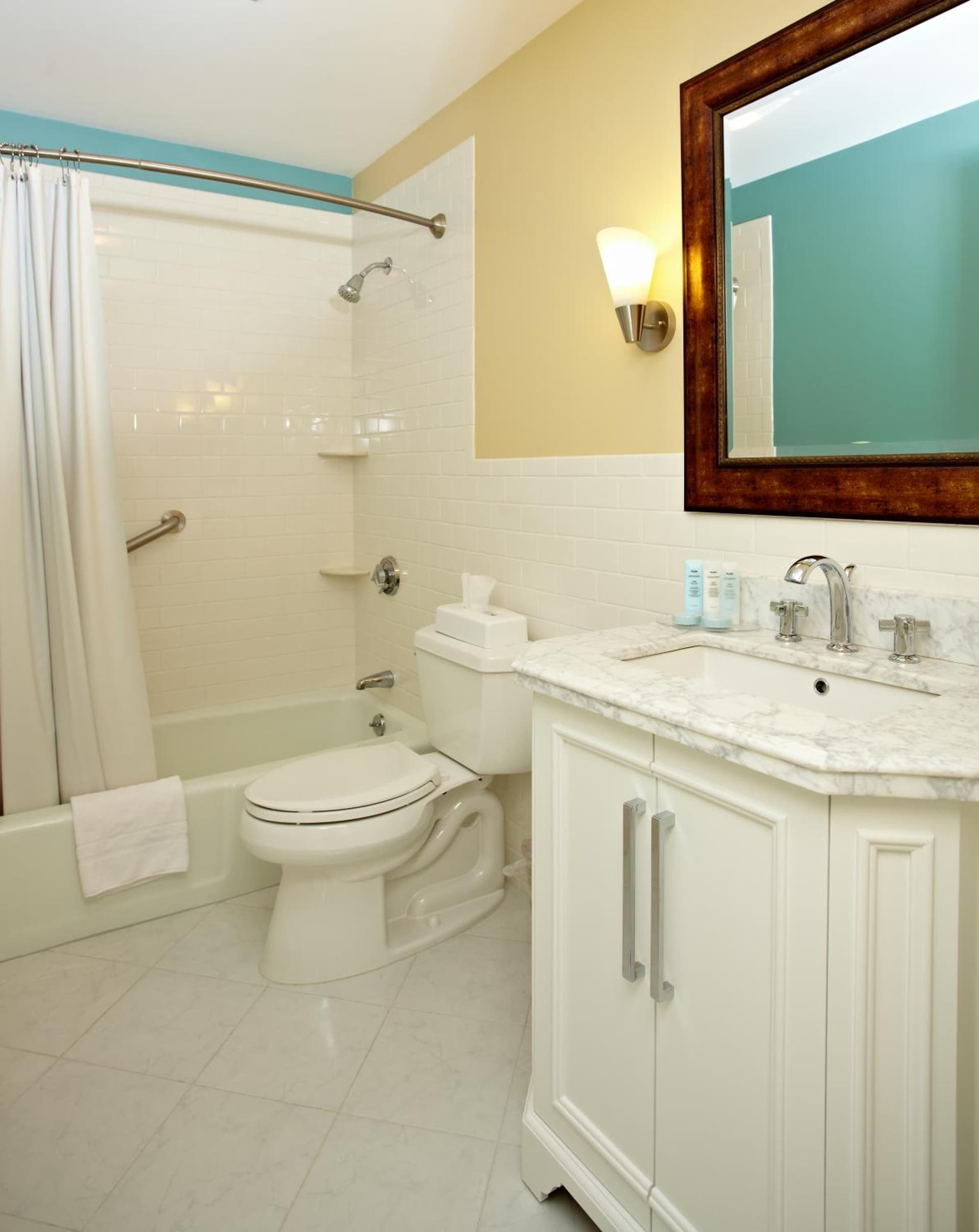 Breezeway Boutique Hotel gallery photo in Westerly, RI — image 32