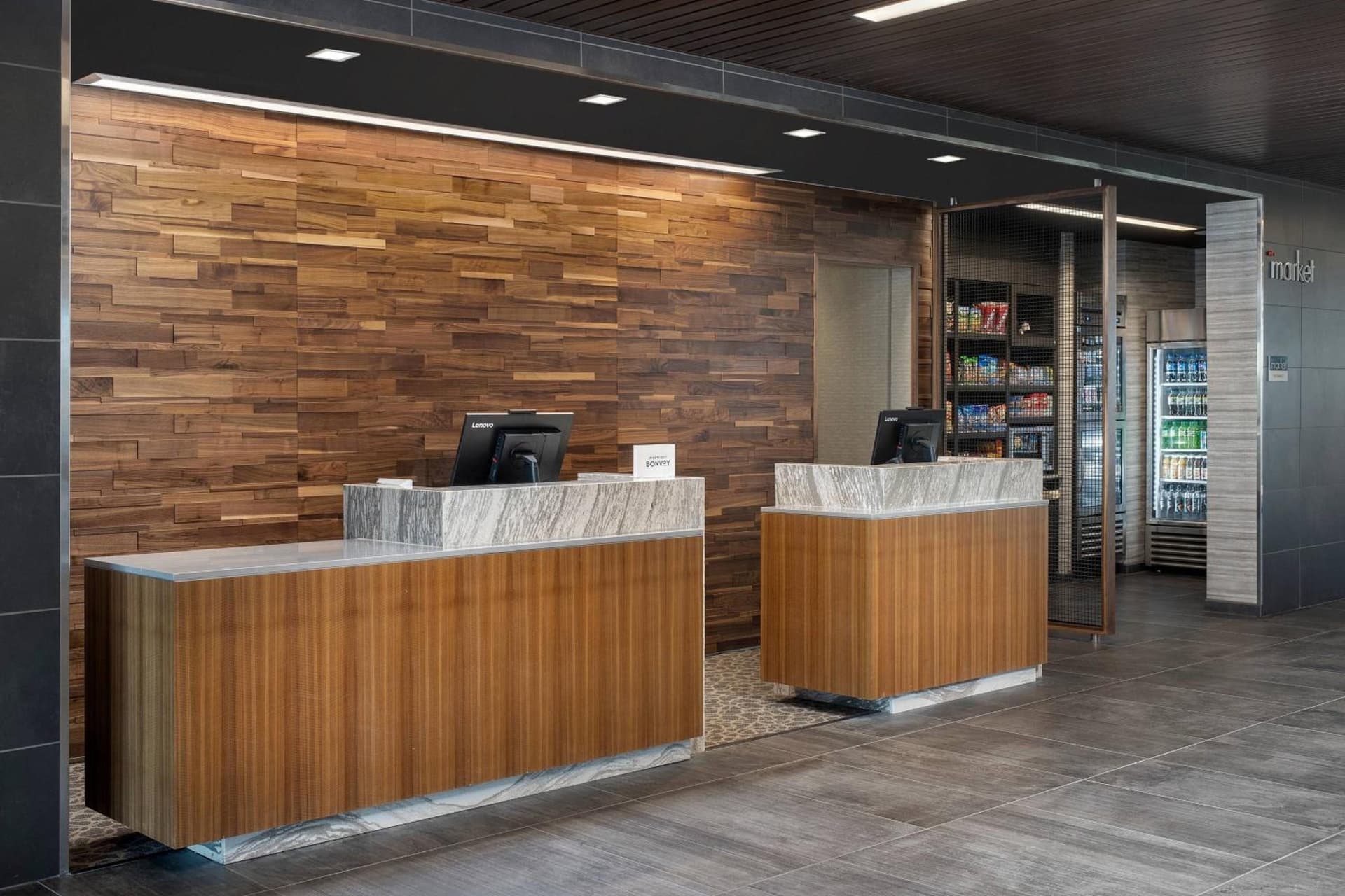 Courtyard by Marriott Las Cruces at NMSU interior in Las Cruces, NM — gallery photo 2