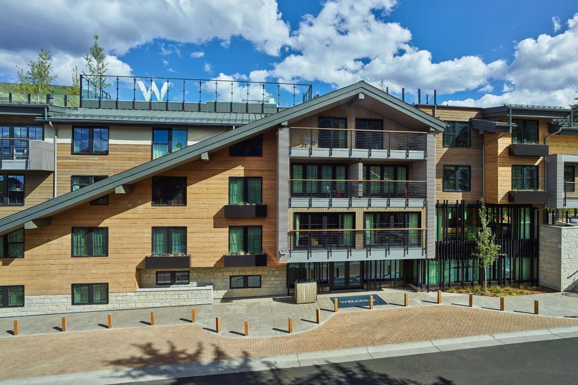 The Sky Residences at W Aspen property views in Aspen, CO — gallery photo 3
