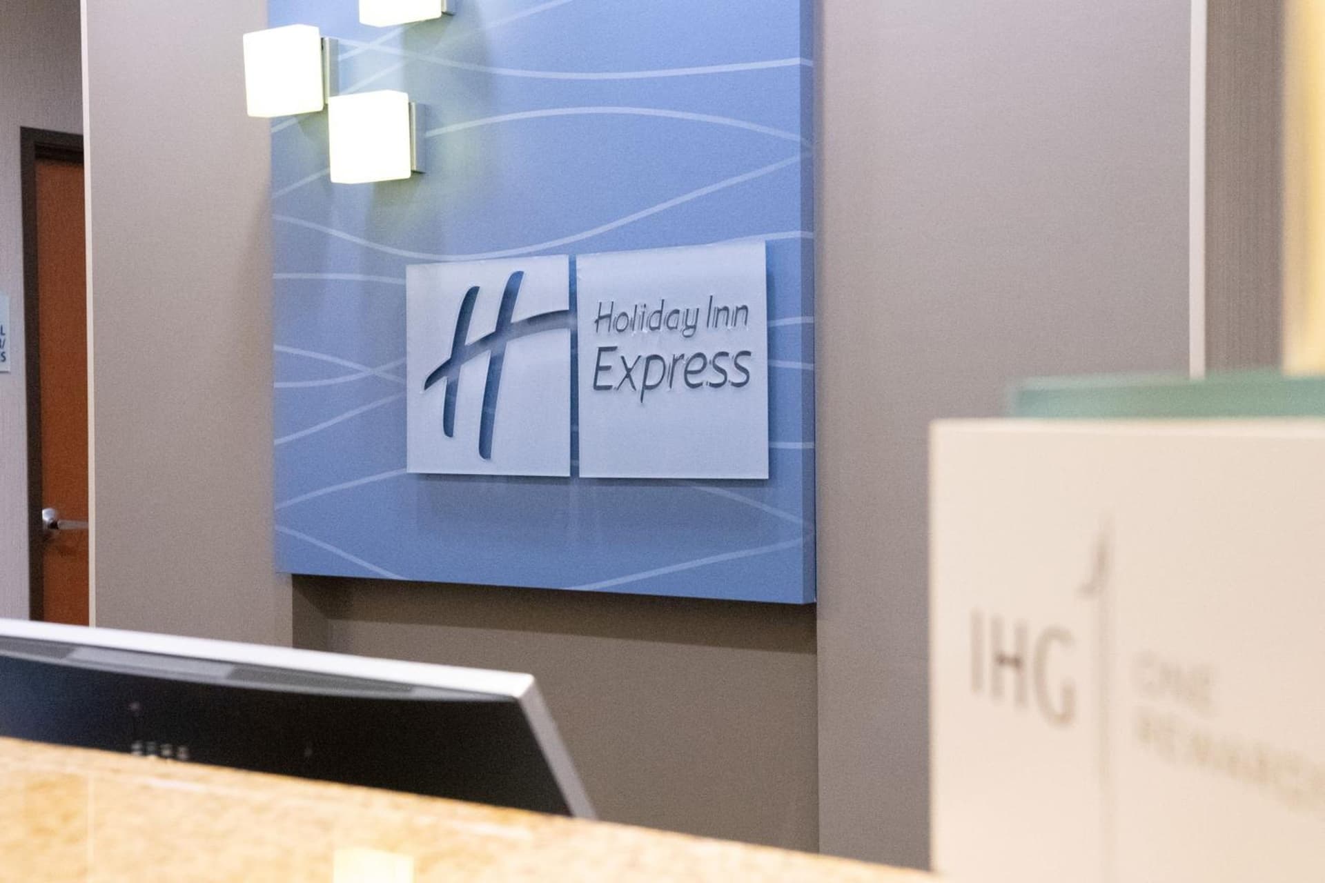 Holiday Inn Express & Suites Ironton by IHG gallery photo in Ironton, OH — image 52