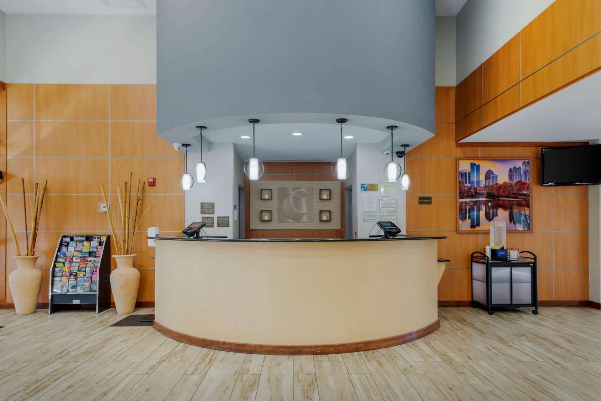 Comfort Suites Stockbridge Atlanta South interior in Stockbridge, GA — gallery photo 2