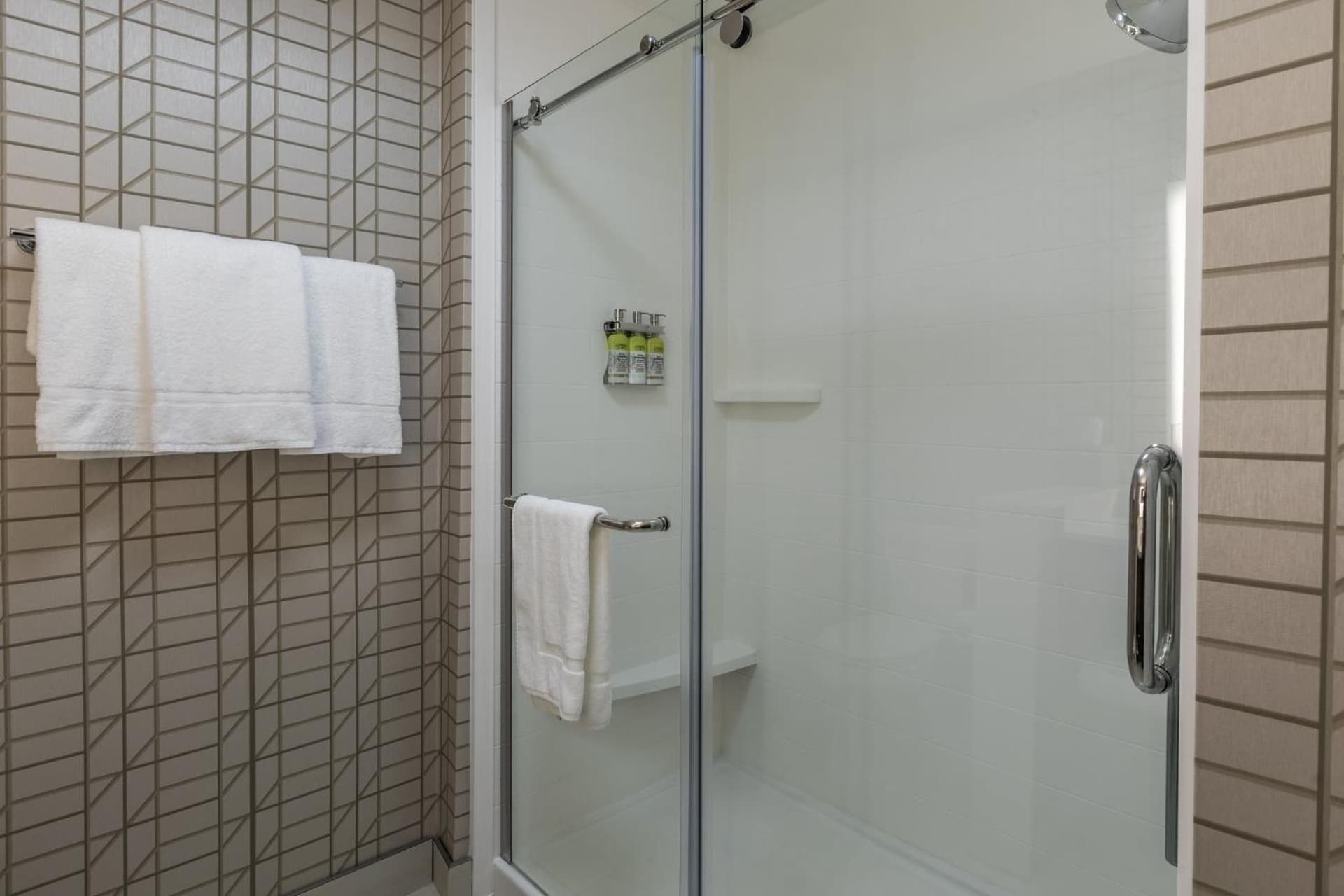 Holiday Inn Express & Suites Gainesville - Lake Lanier Area by IHG gallery photo in Gainesville, GA — image 58