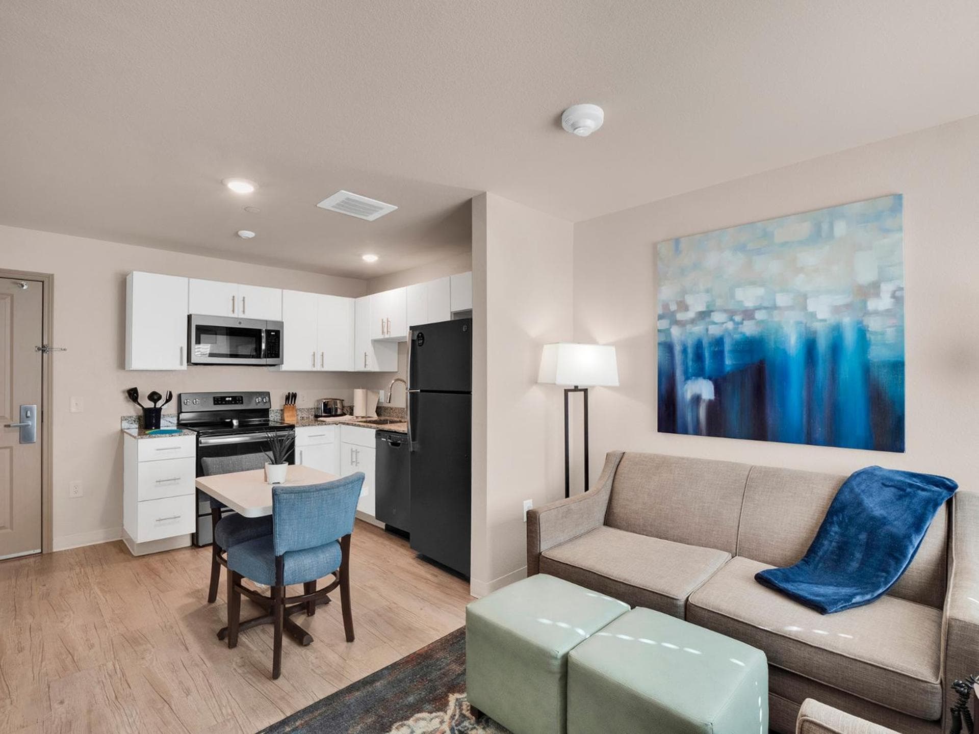WaterWalk Extended Stay Raleigh Durham Research Triangle gallery photo in Durham, NC — image 40