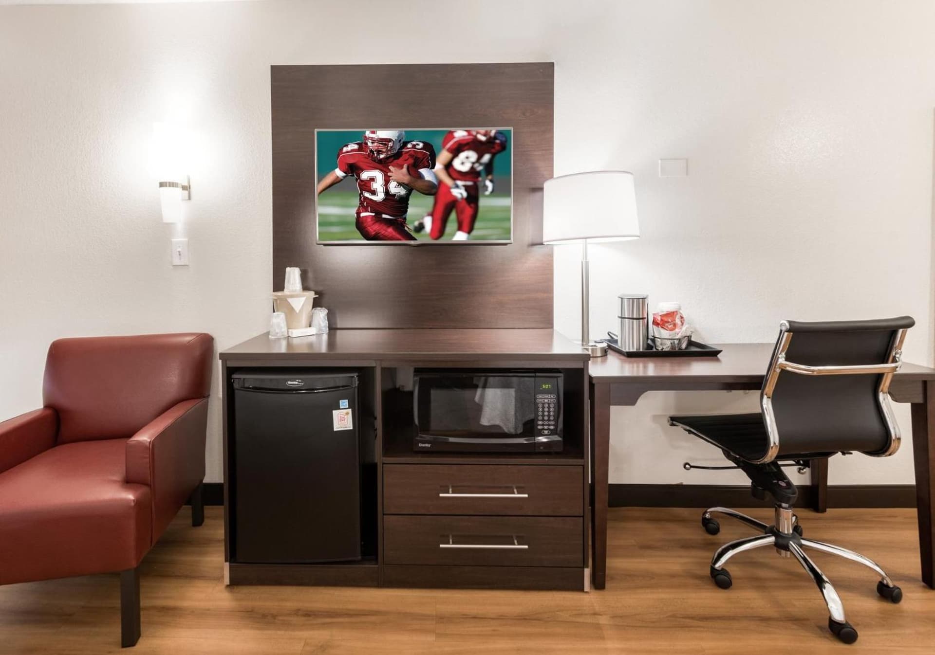 Red Roof Inn PLUS+ Columbus - Worthington gallery photo in Columbus, OH — image 20