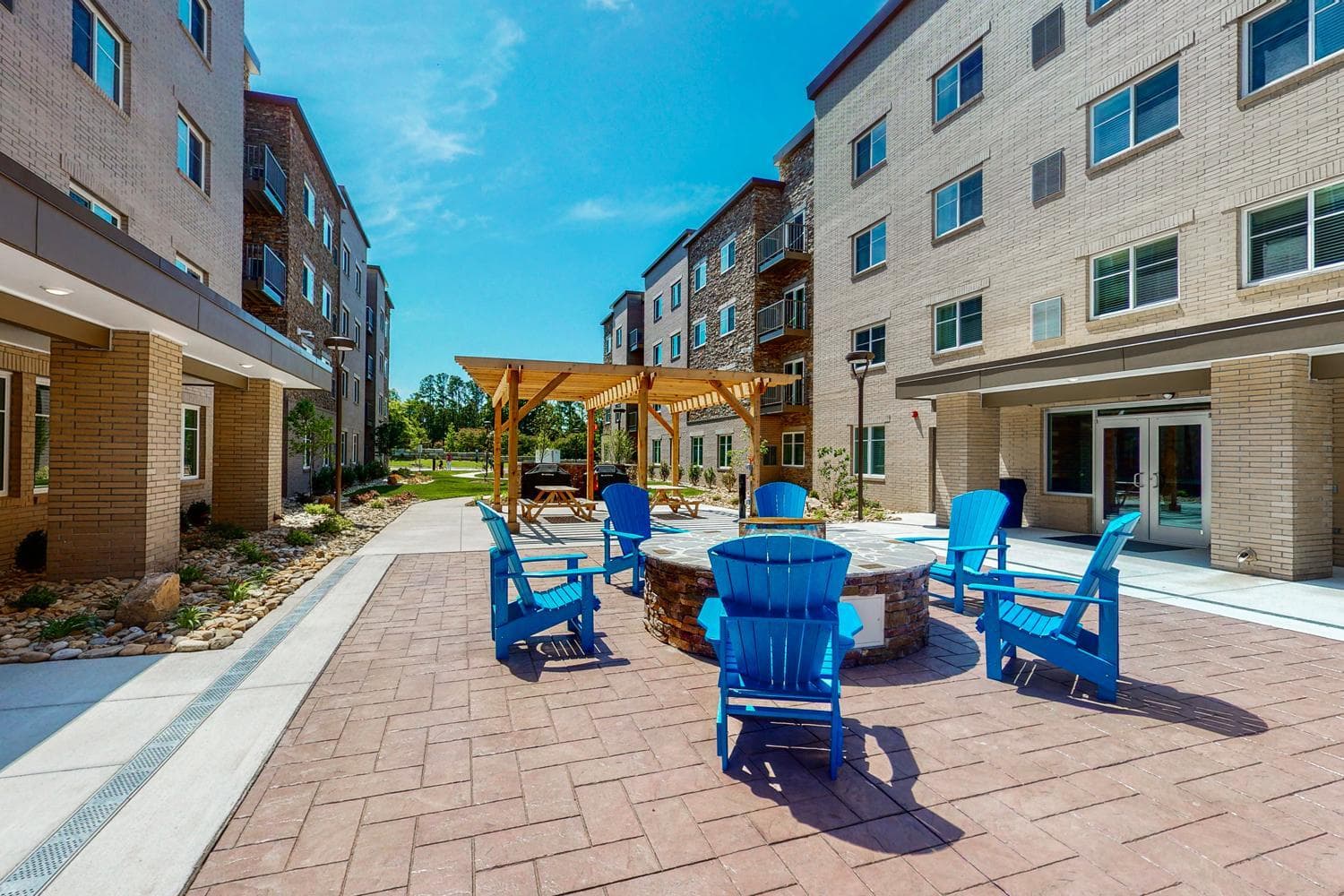 WaterWalk Extended Stay Raleigh Durham Research Triangle gallery photo in Durham, NC — image 60