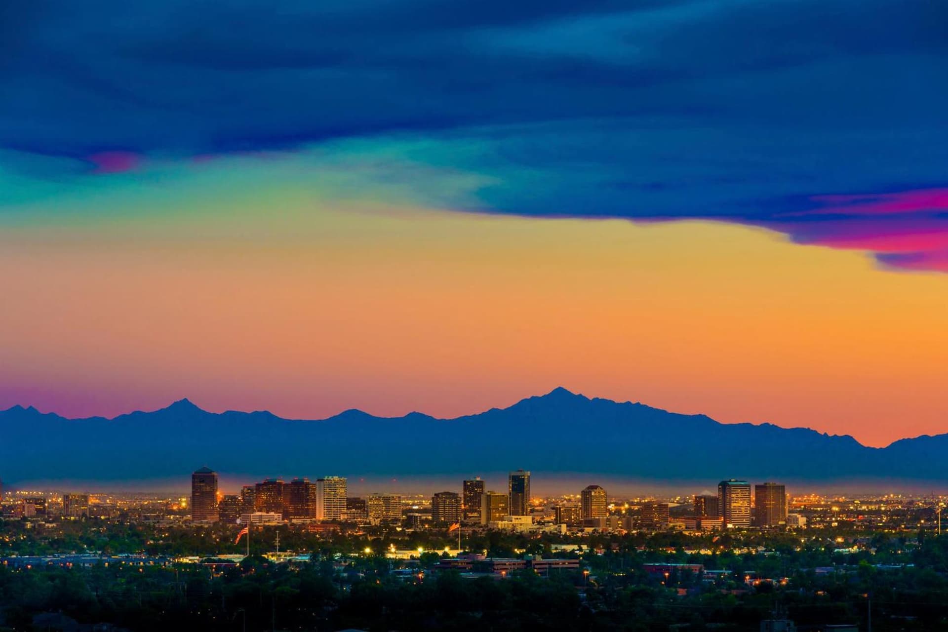 Kimpton Hotel Palomar Phoenix Cityscape by IHG gallery photo in Phoenix, AZ — image 25