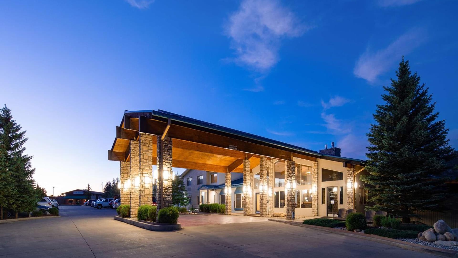 Best Western Vista Inn interior in Buena Vista, CO — gallery photo 2