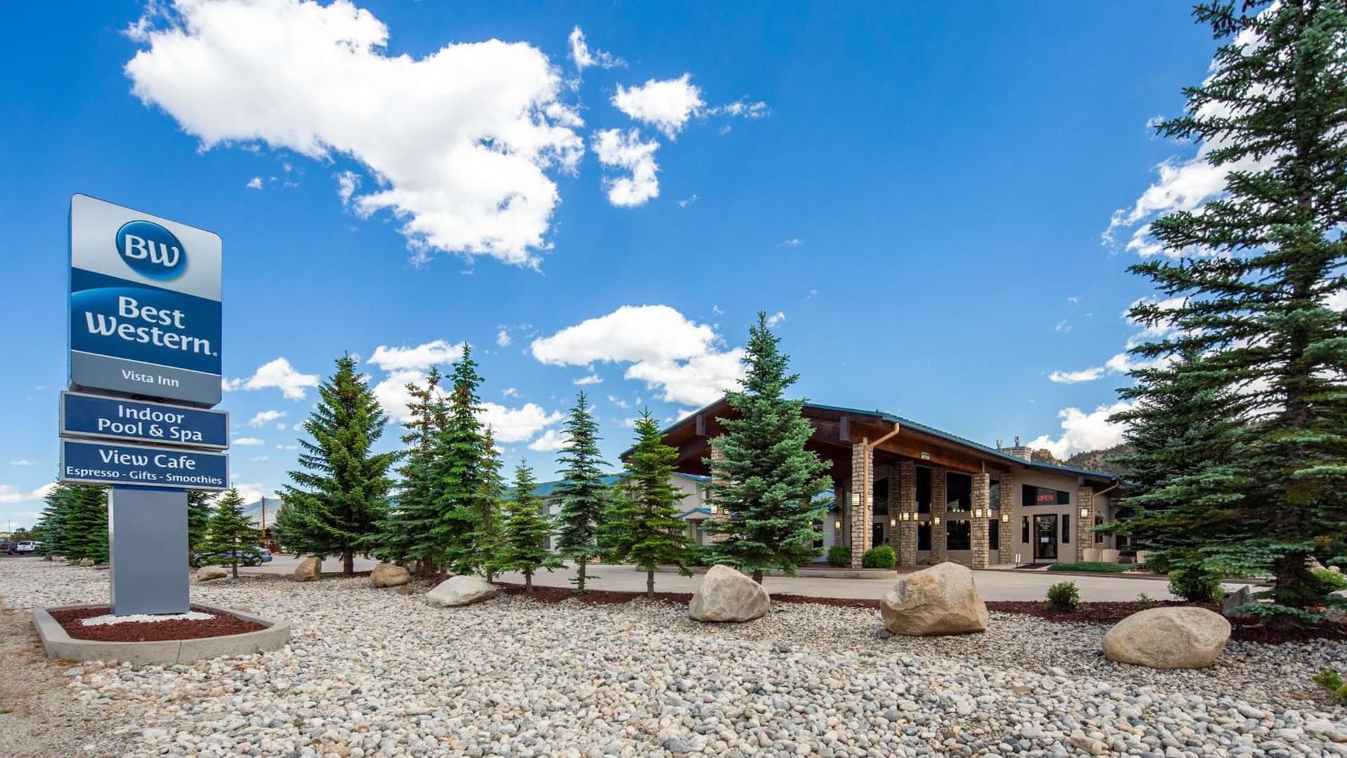 Best Western Vista Inn property views in Buena Vista, CO — gallery photo 3