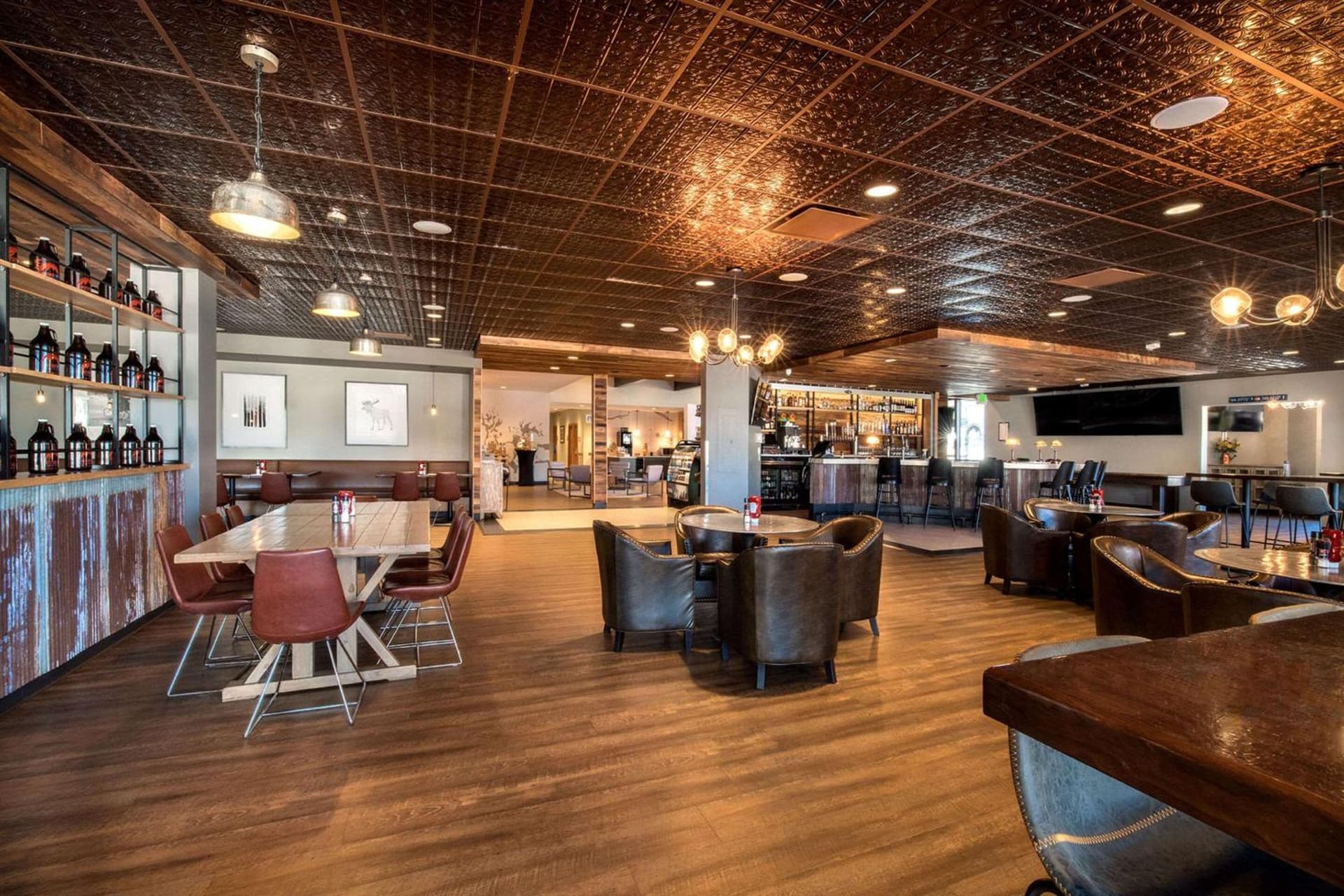 Holiday Inn Estes Park by IHG property views in Estes Park, CO — gallery photo 3
