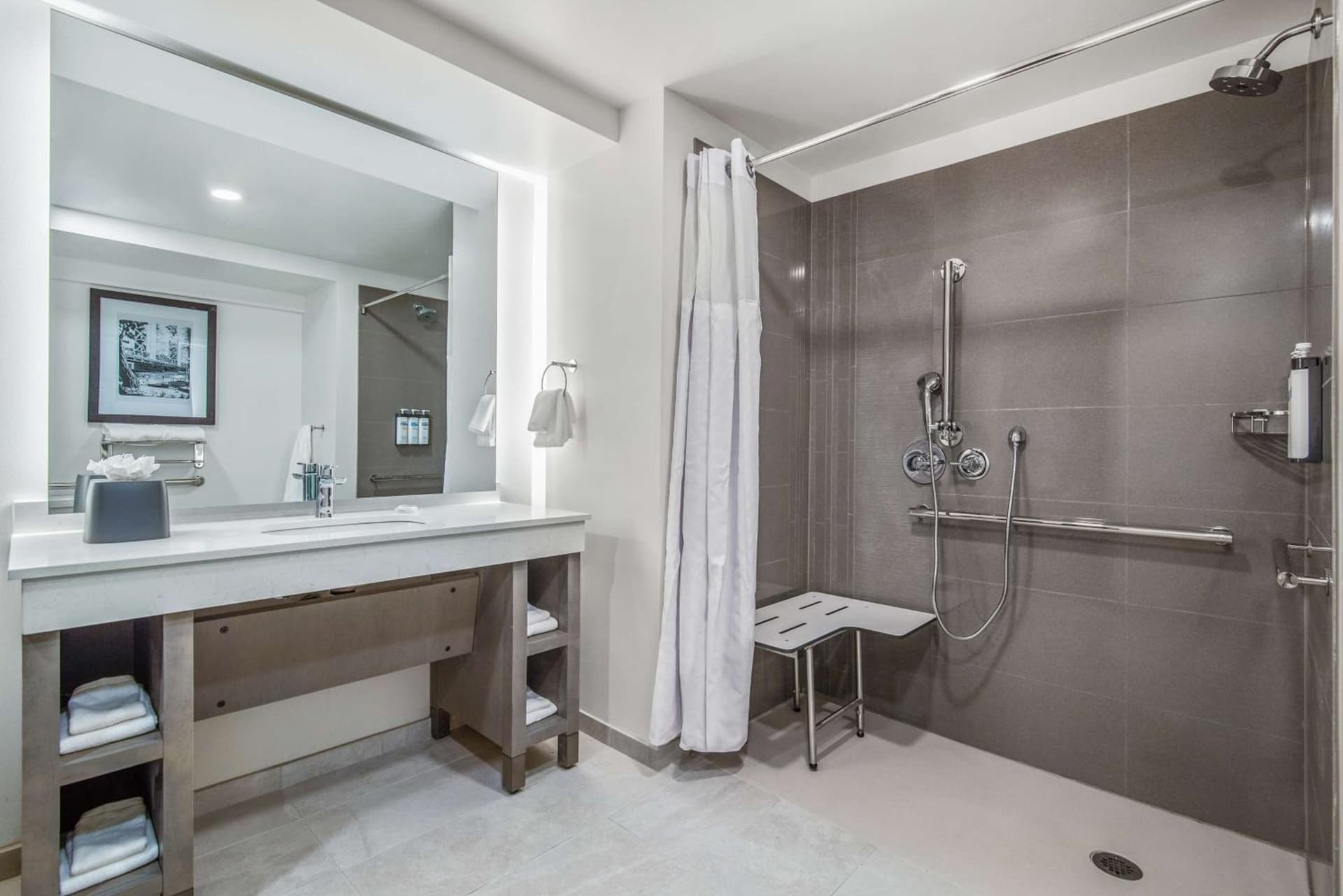 Hyatt House Sacramento-Midtown gallery photo in Sacramento, CA — image 7