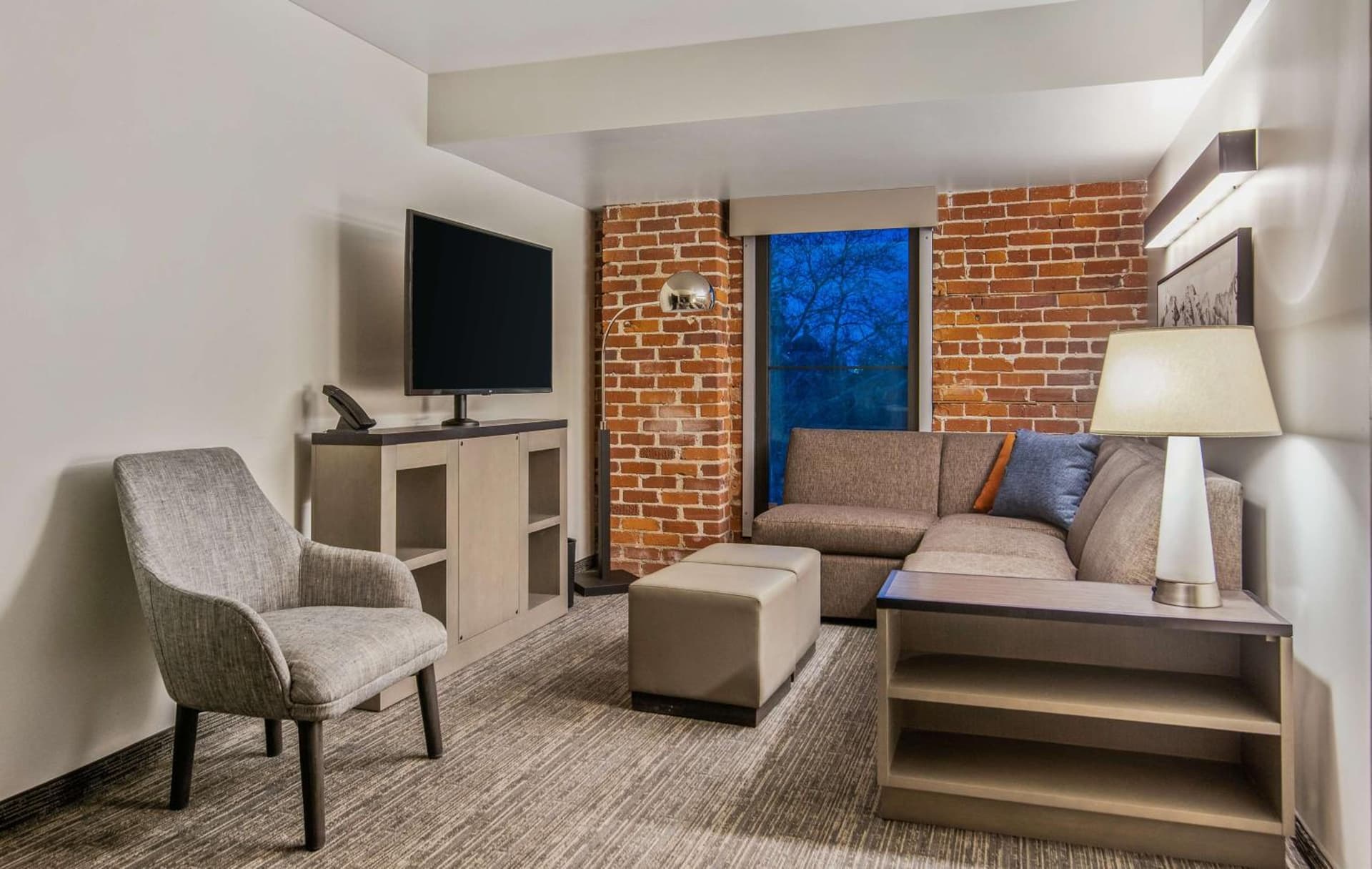 Hyatt House Sacramento-Midtown gallery photo in Sacramento, CA — image 15