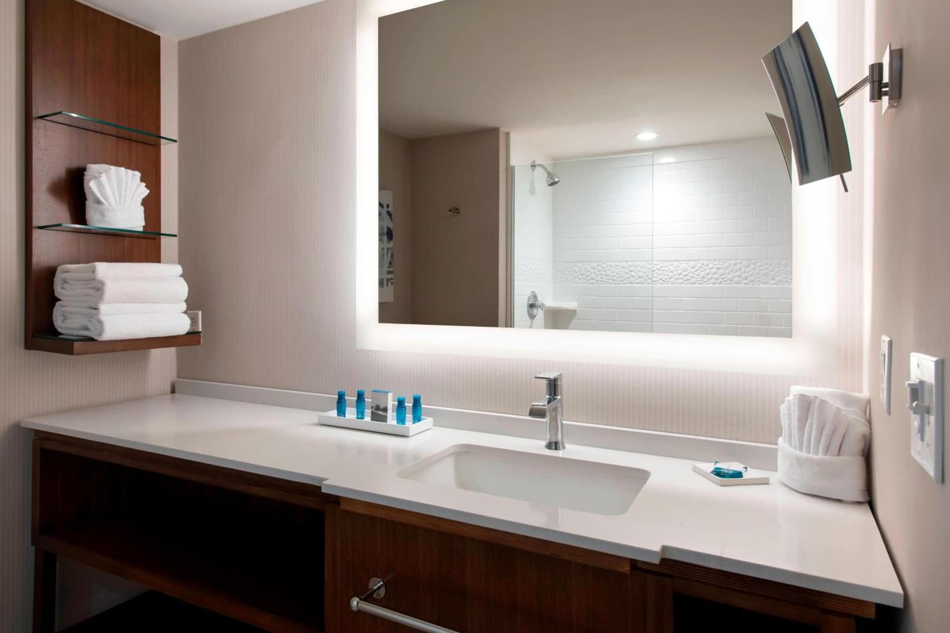Delta Hotels by Marriott Basking Ridge gallery photo in Basking Ridge, NJ — image 28
