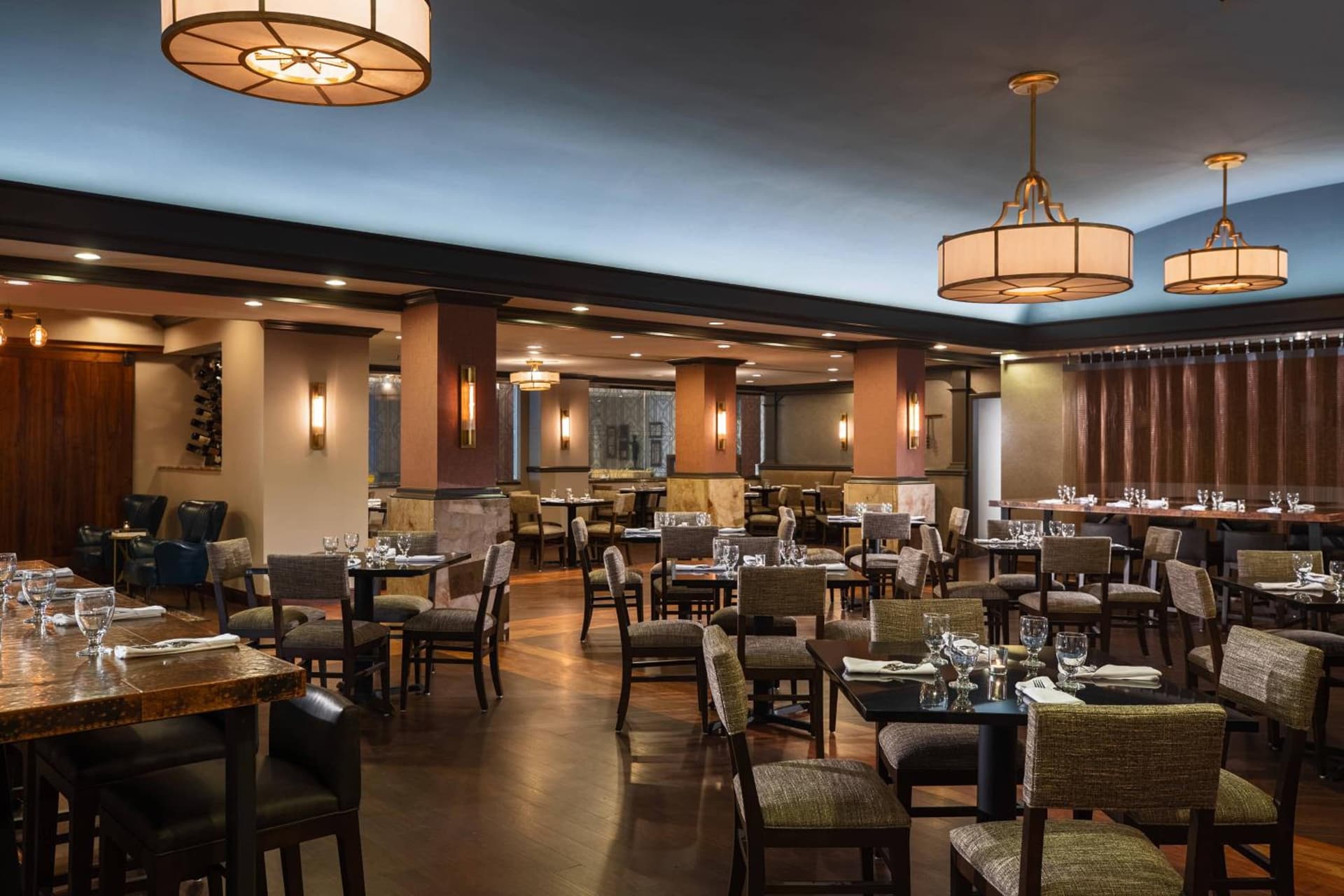 Renaissance Des Moines Savery Hotel gallery photo in Des Moines, IA — image 35