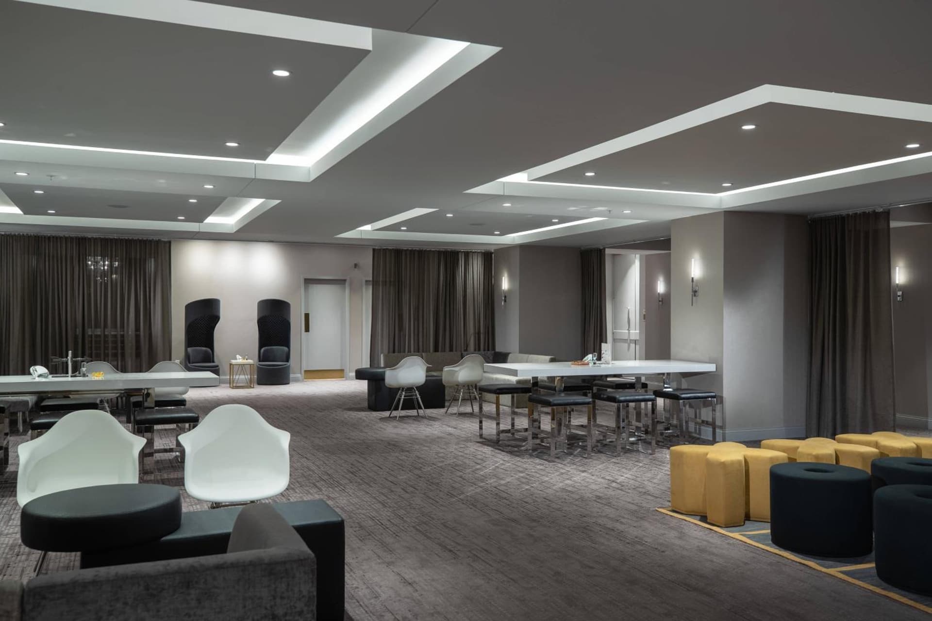 Renaissance Des Moines Savery Hotel gallery photo in Des Moines, IA — image 19