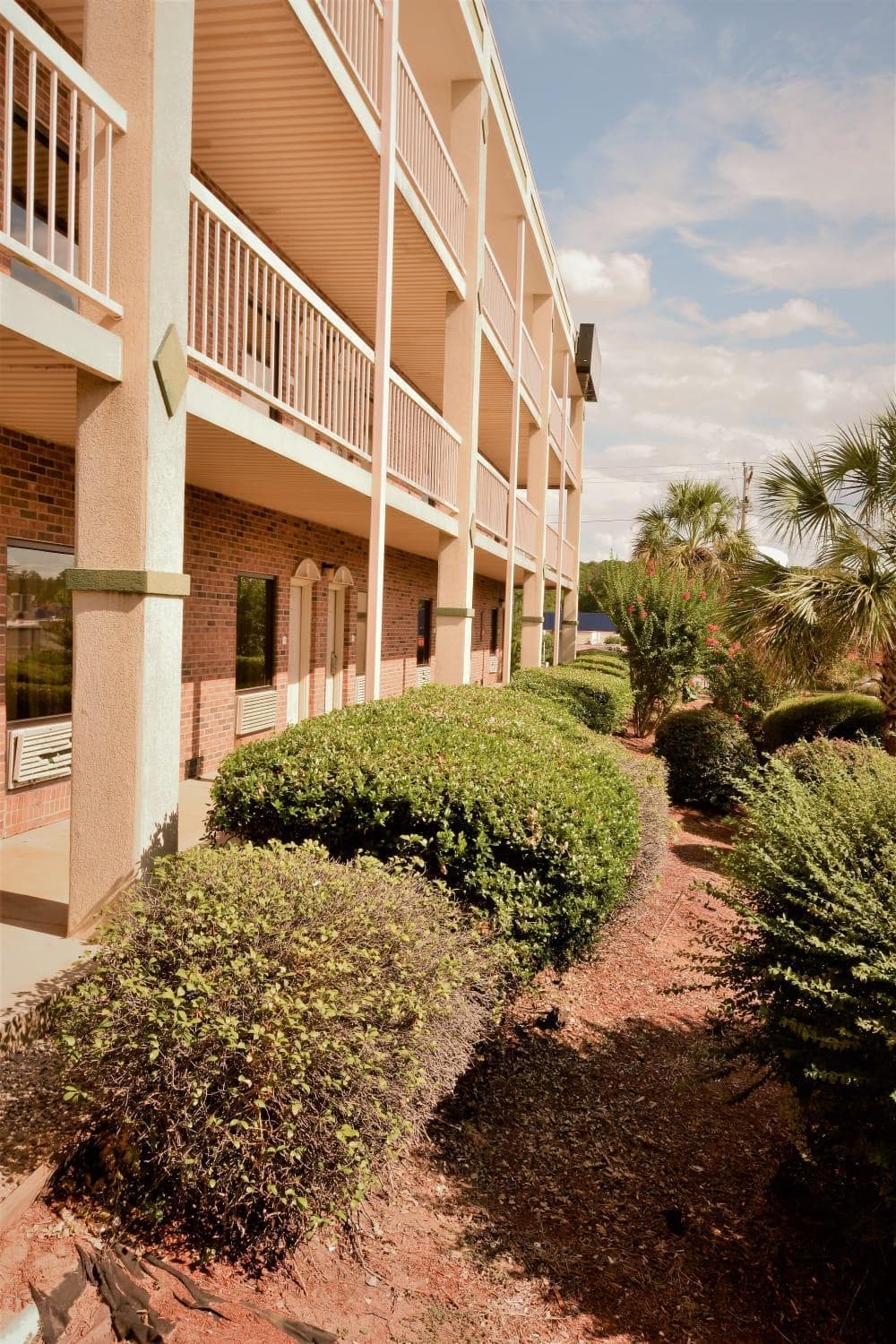 Suburban Studios Columbia - Harbison featured exterior or lobby in Columbia, SC — similar hotel