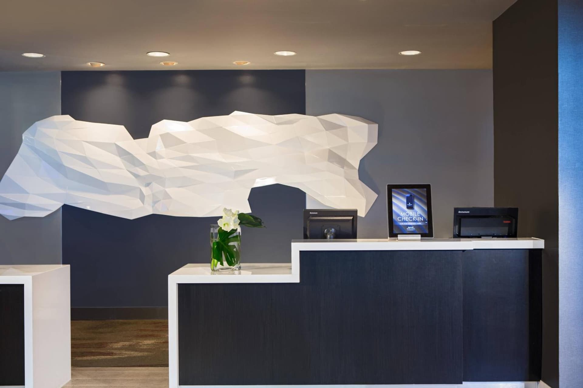 Renaissance Chicago O'Hare Suites Hotel interior in Rosemont, IL — gallery photo 2