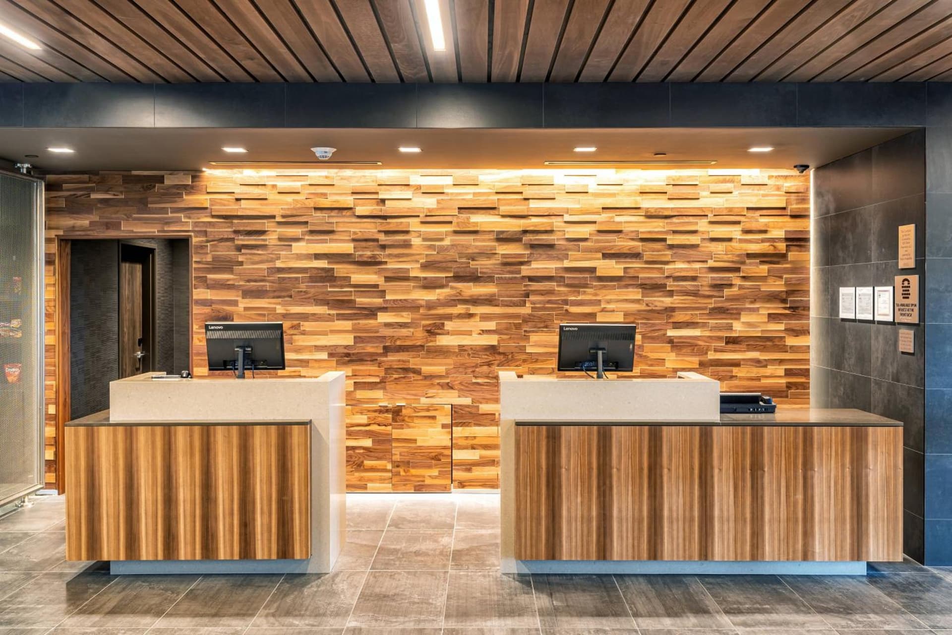 Courtyard by Marriott Charleston-North Charleston interior in Charleston, SC — gallery photo 2