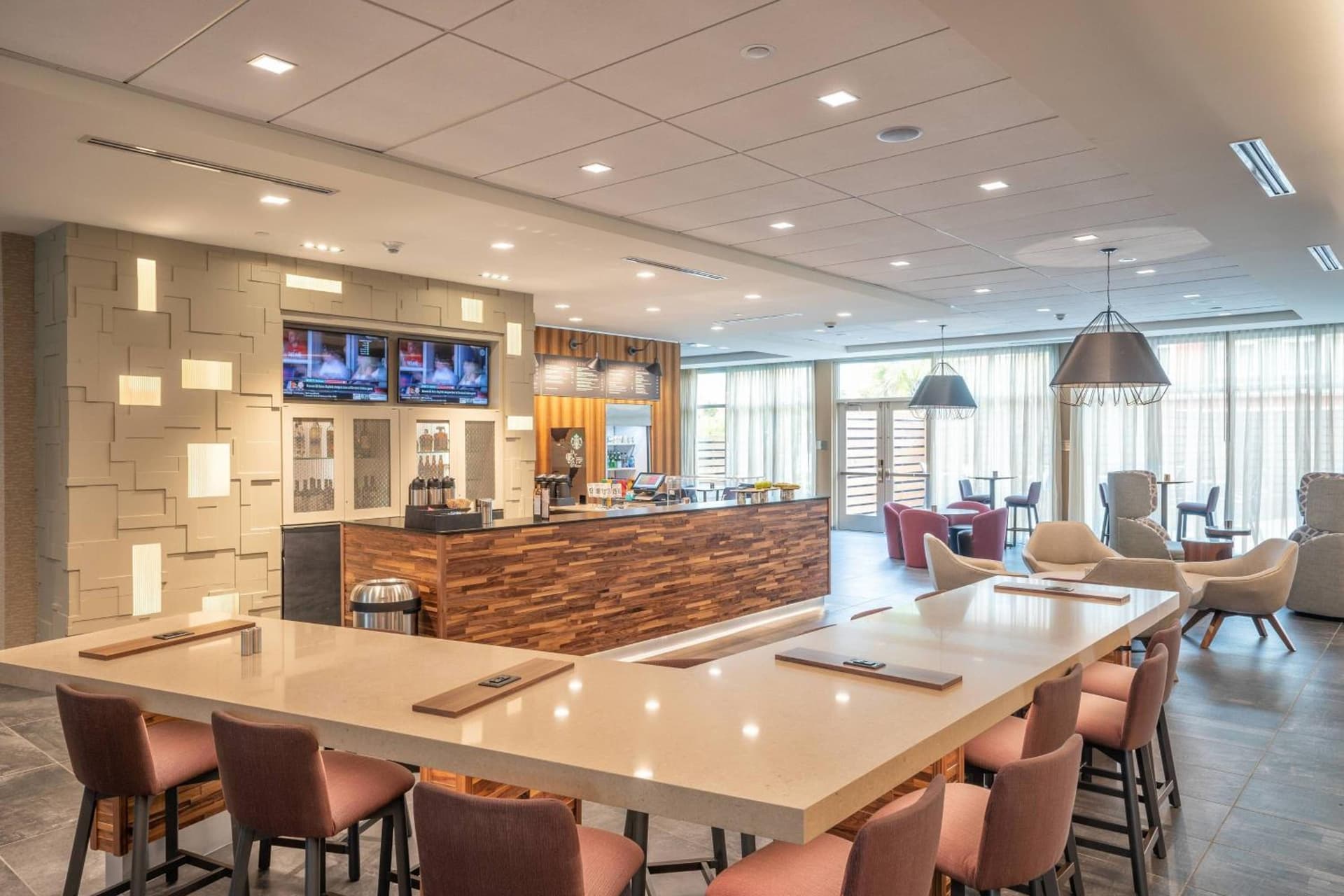 Courtyard by Marriott Charleston-North Charleston gallery photo in Charleston, SC — image 26