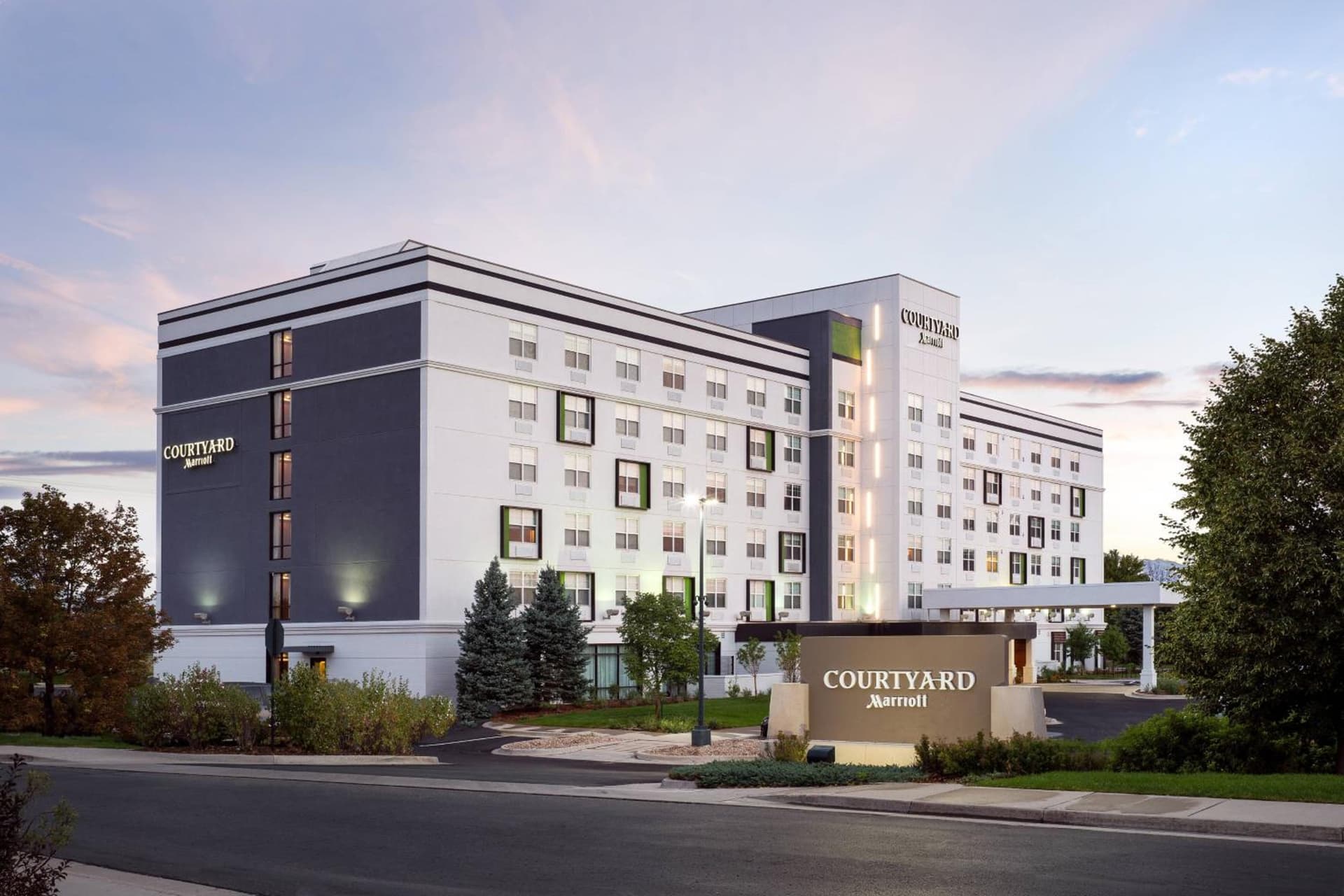 Courtyard Denver Airport at Gateway Park featured exterior or lobby in Aurora, CO — similar hotel