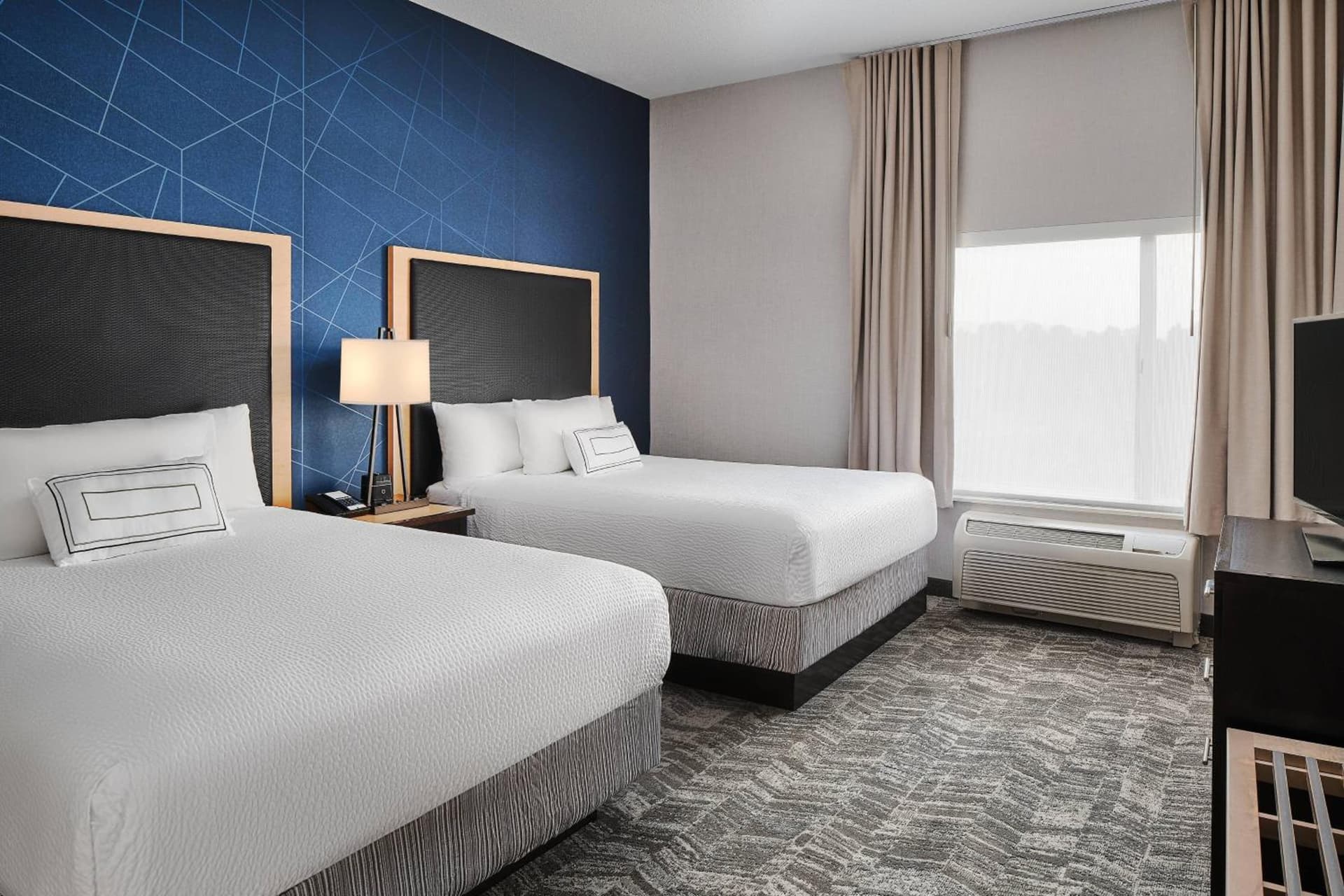 SpringHill Suites by Marriott Roanoke gallery photo in Roanoke, VA — image 7