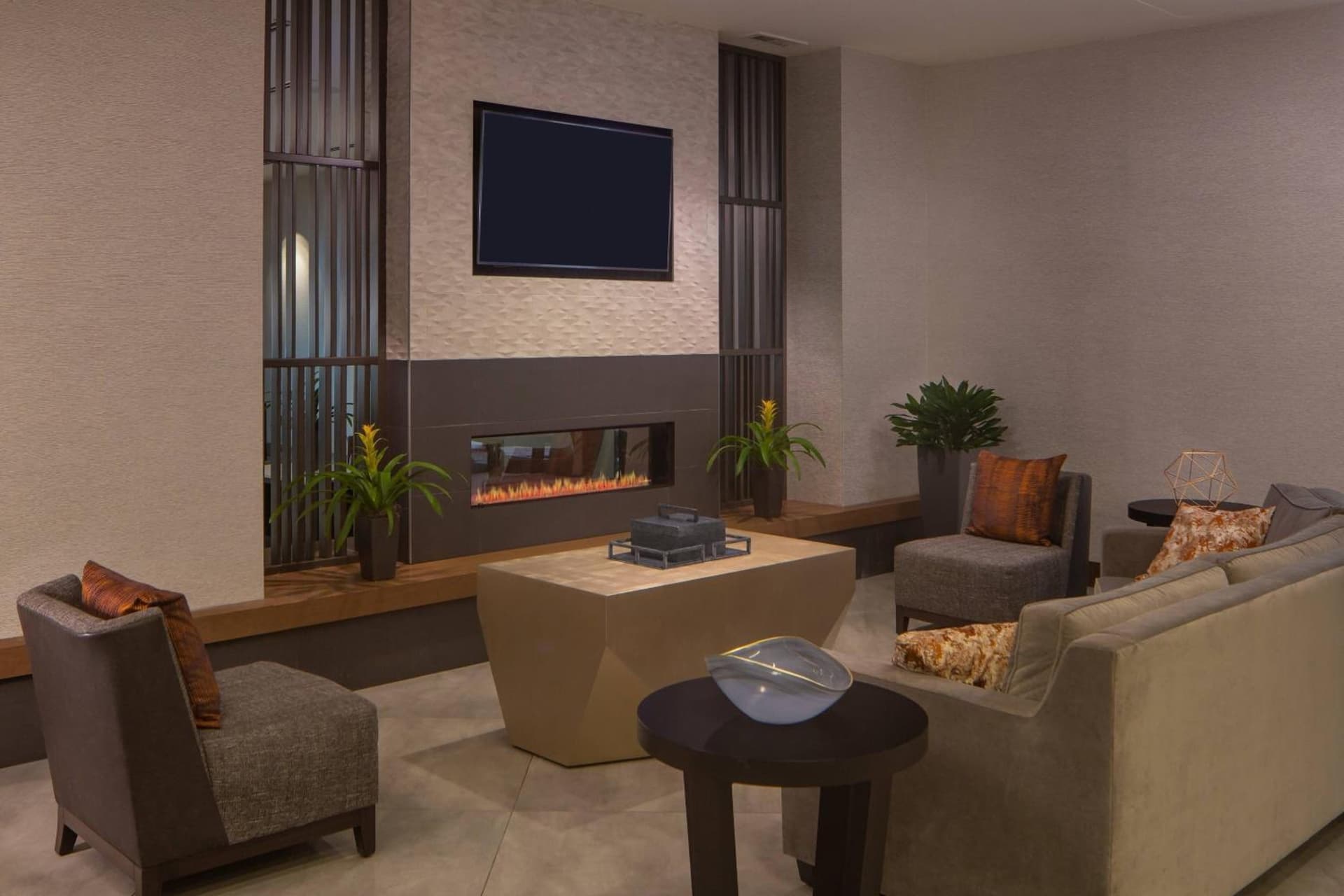 Atlanta Marriott Perimeter Center property views in Atlanta, GA — gallery photo 3