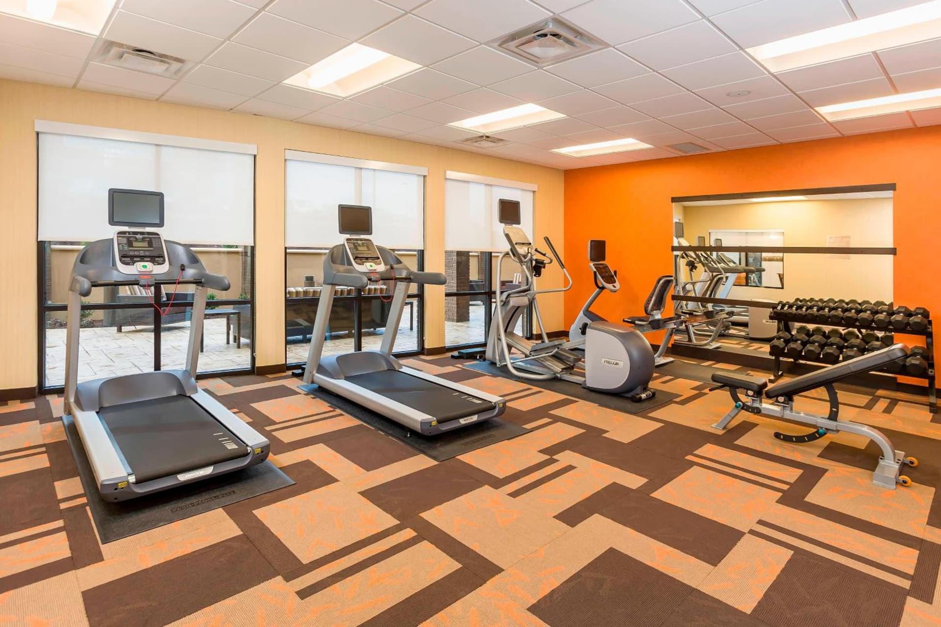 Courtyard by Marriott Stafford Quantico gallery photo in Triangle, VA — image 7