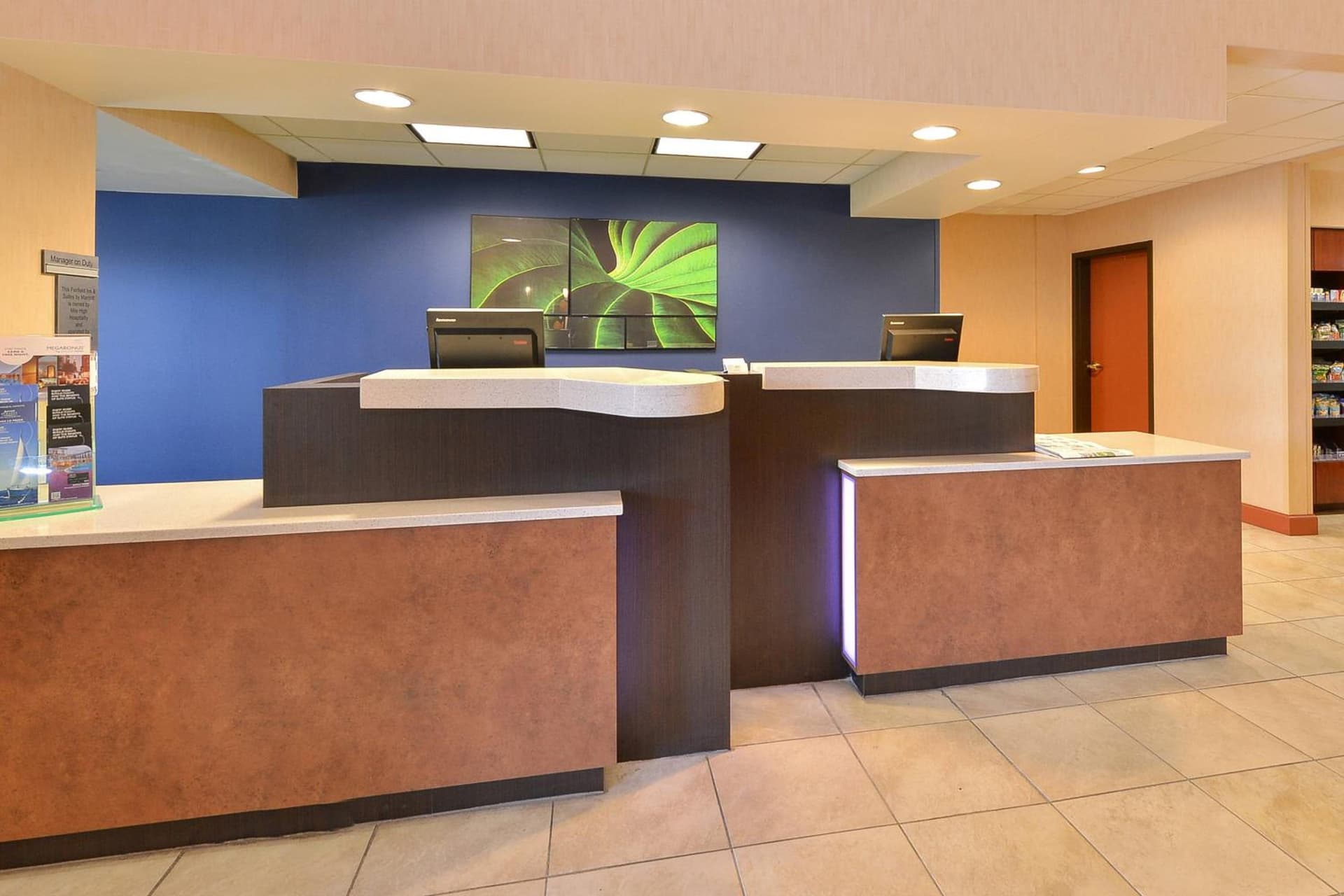 Fairfield Inn & Suites by Marriott Denver Aurora/Parker interior in Aurora, CO — gallery photo 2