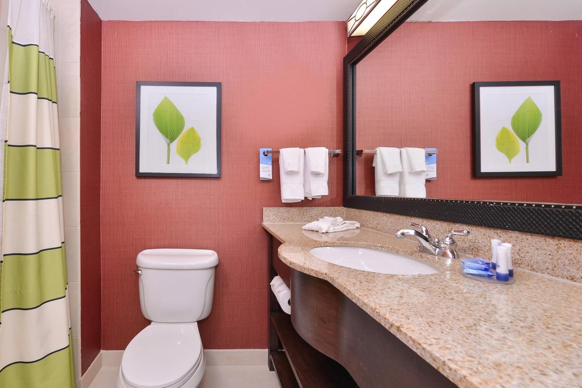Fairfield Inn & Suites by Marriott Denver Aurora/Parker gallery photo in Aurora, CO — image 12
