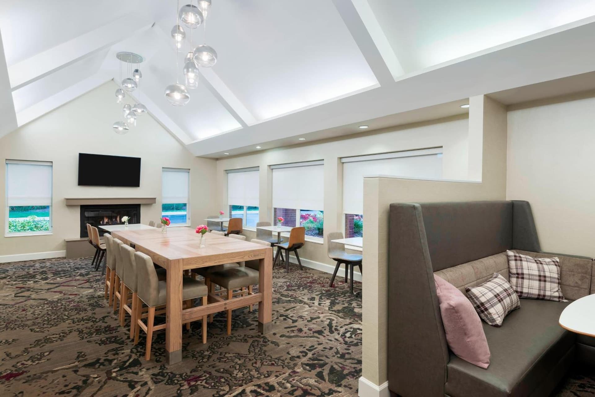 Residence Inn by Marriott Tampa at USF/Medical Center property views in Tampa, FL — gallery photo 3