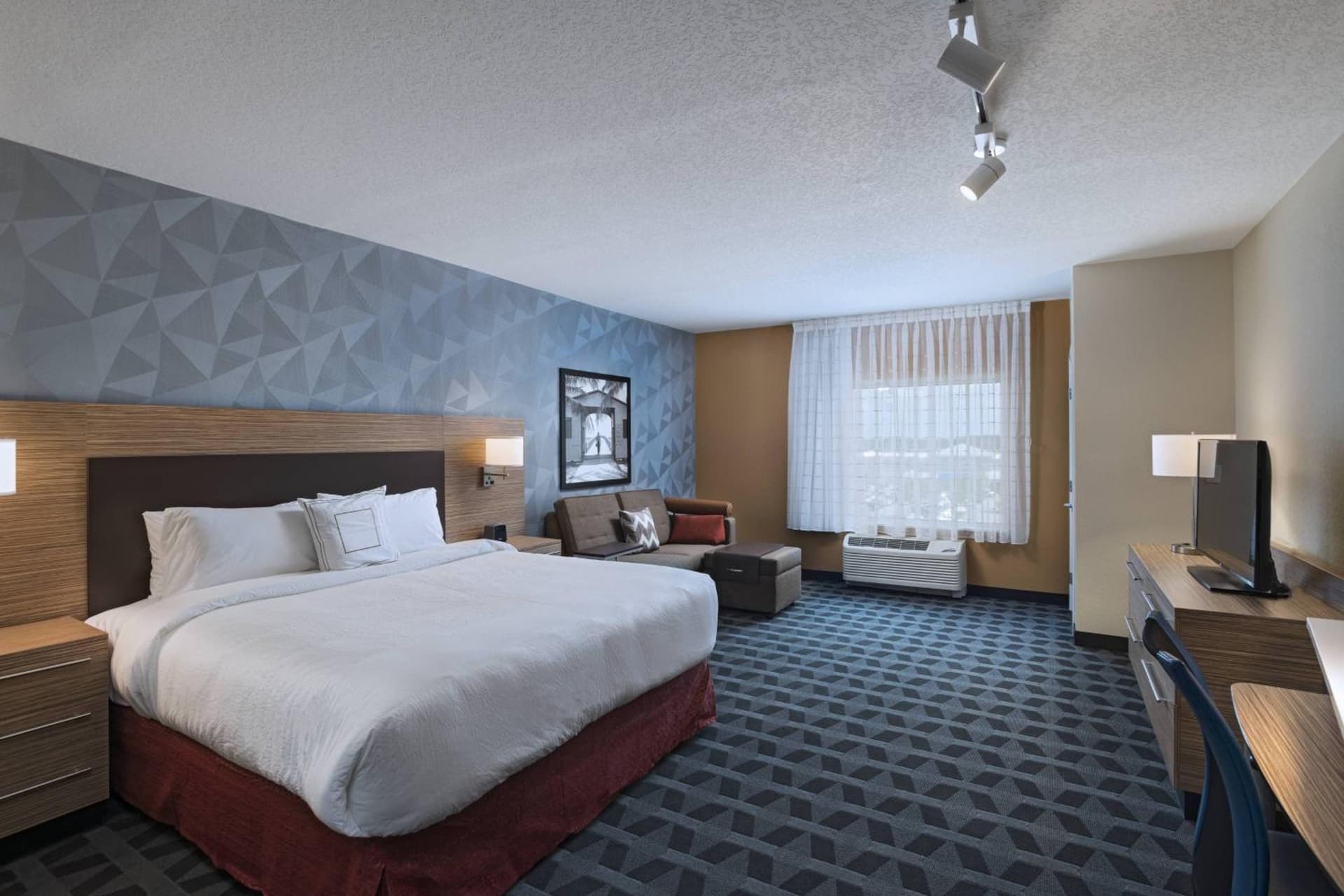 TownePlace Suites by Marriott Naples property views in Naples, FL — gallery photo 3