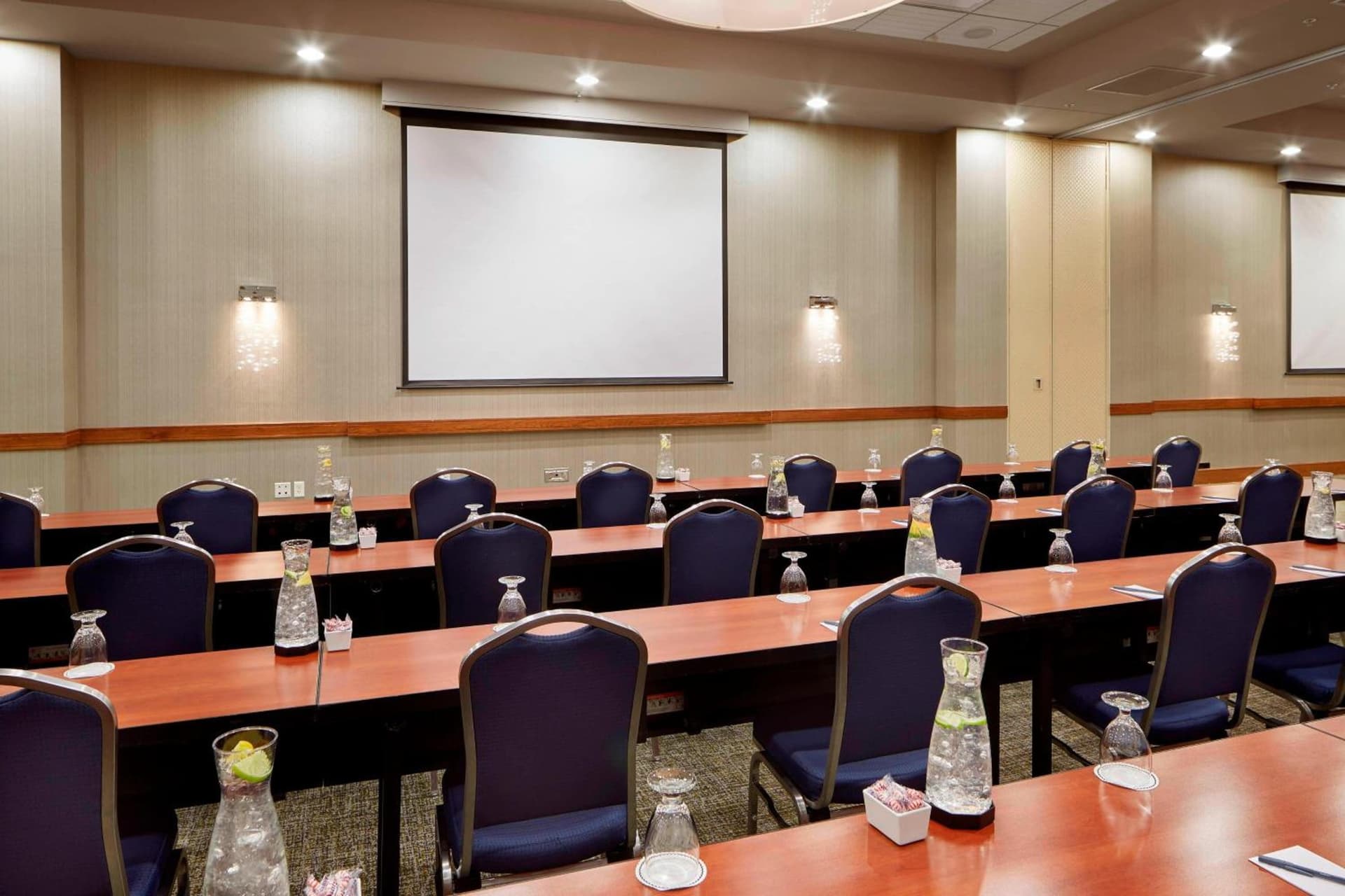 SpringHill Suites by Marriott Las Vegas Convention Center gallery photo in Las Vegas, NV — image 24