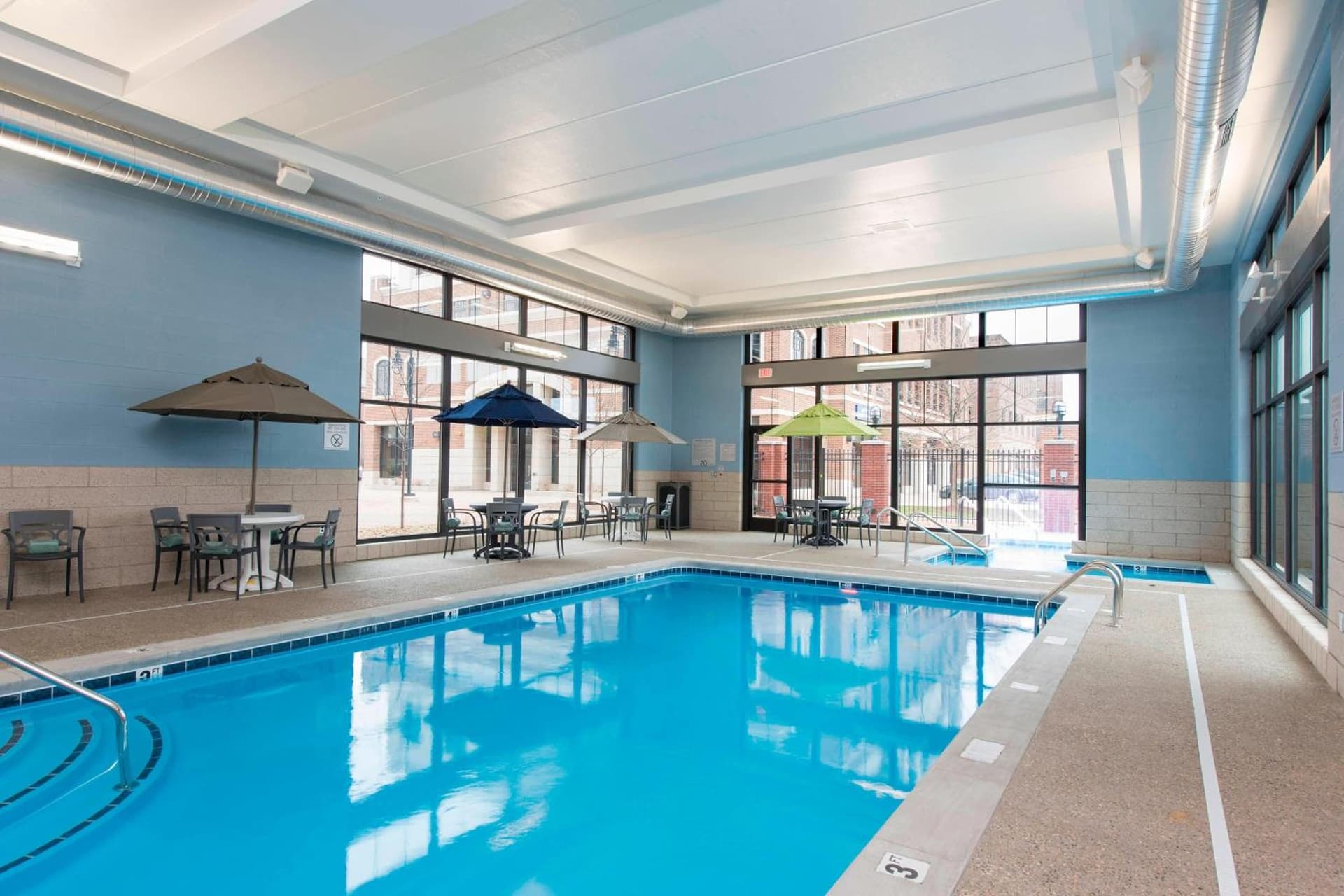 Courtyard by Marriott Holland Downtown gallery photo in Holland, MI — image 27