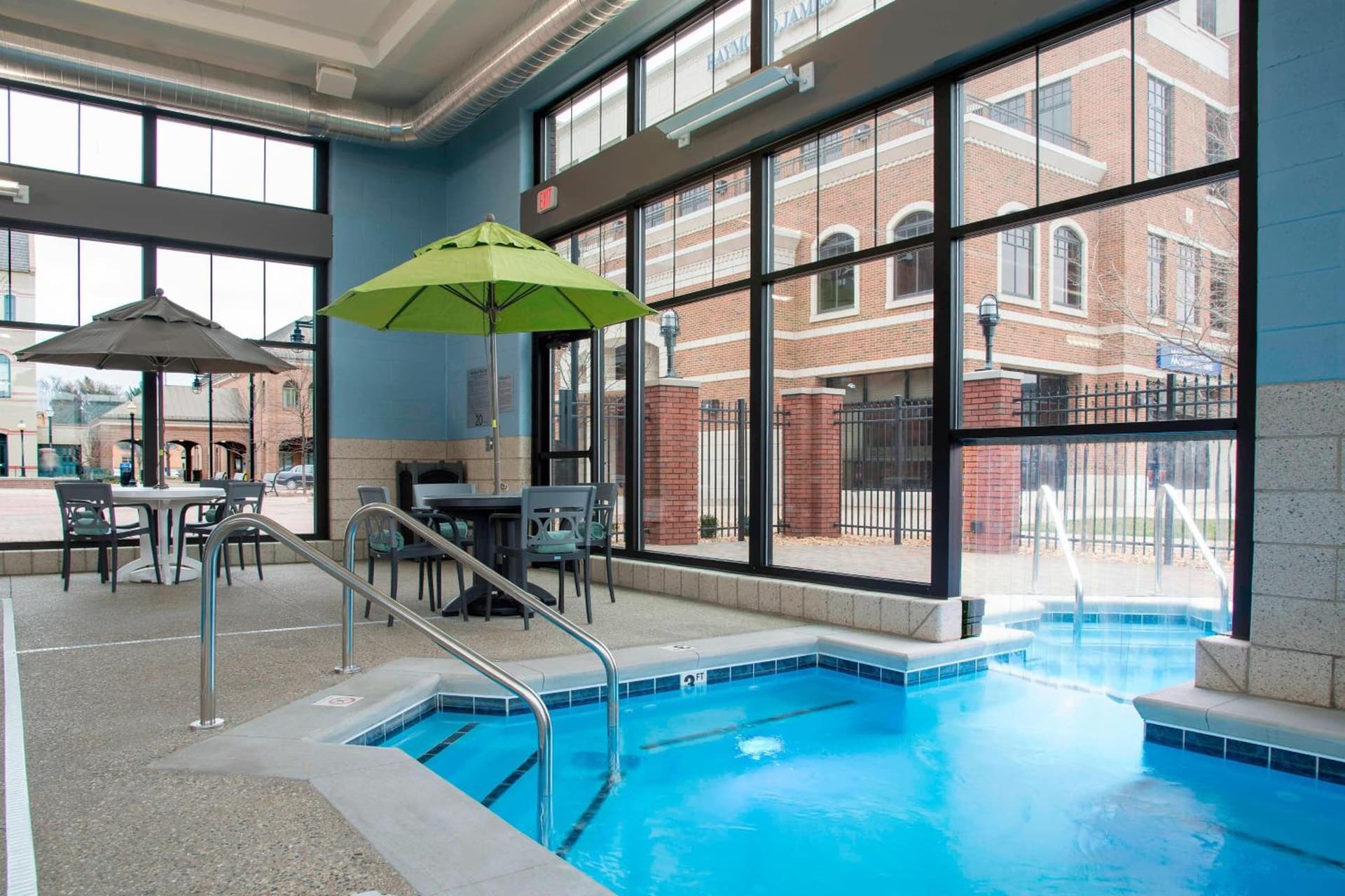 Courtyard by Marriott Holland Downtown gallery photo in Holland, MI — image 4