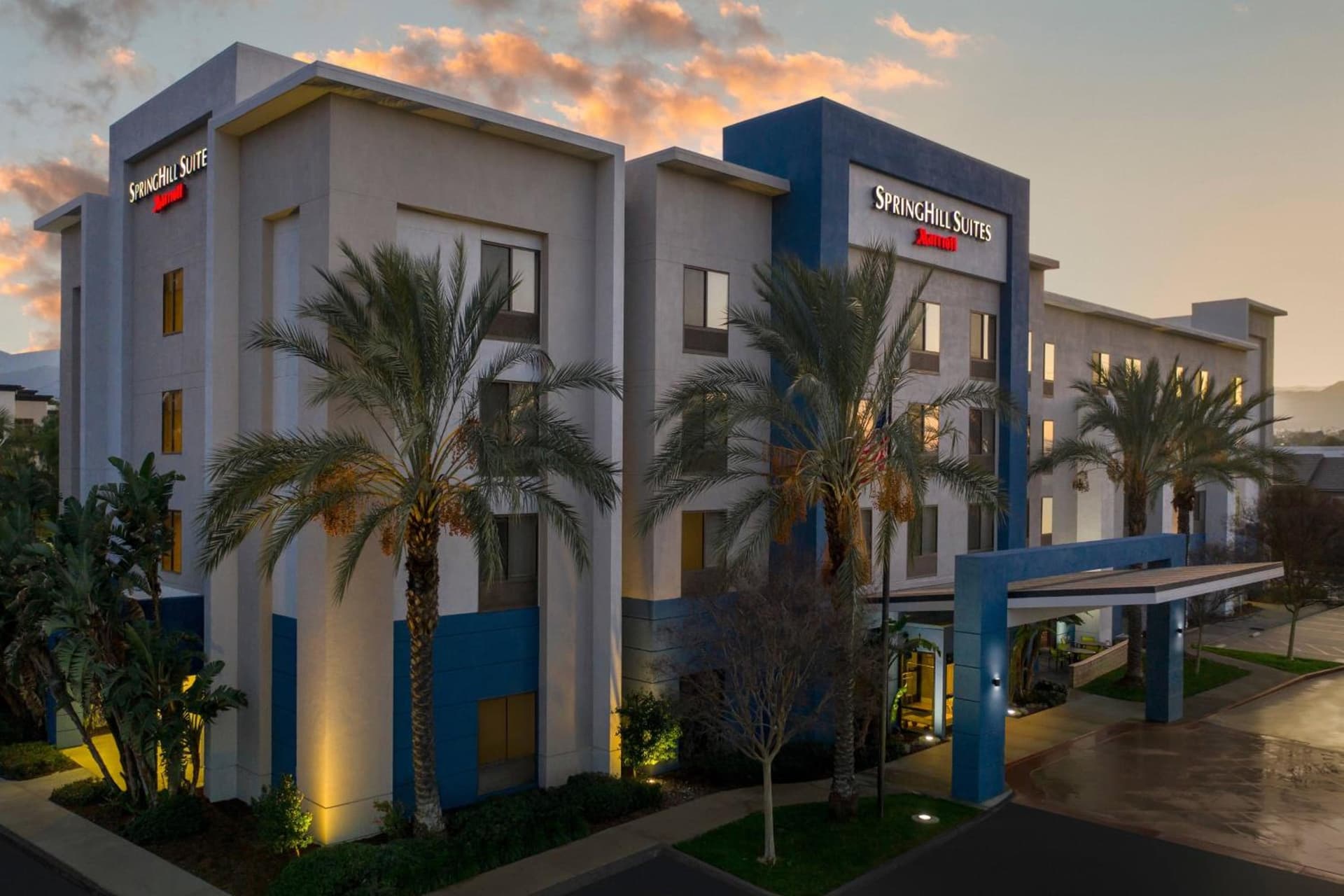 SpringHill Suites by Marriott Corona Riverside interior in Corona, CA — gallery photo 2