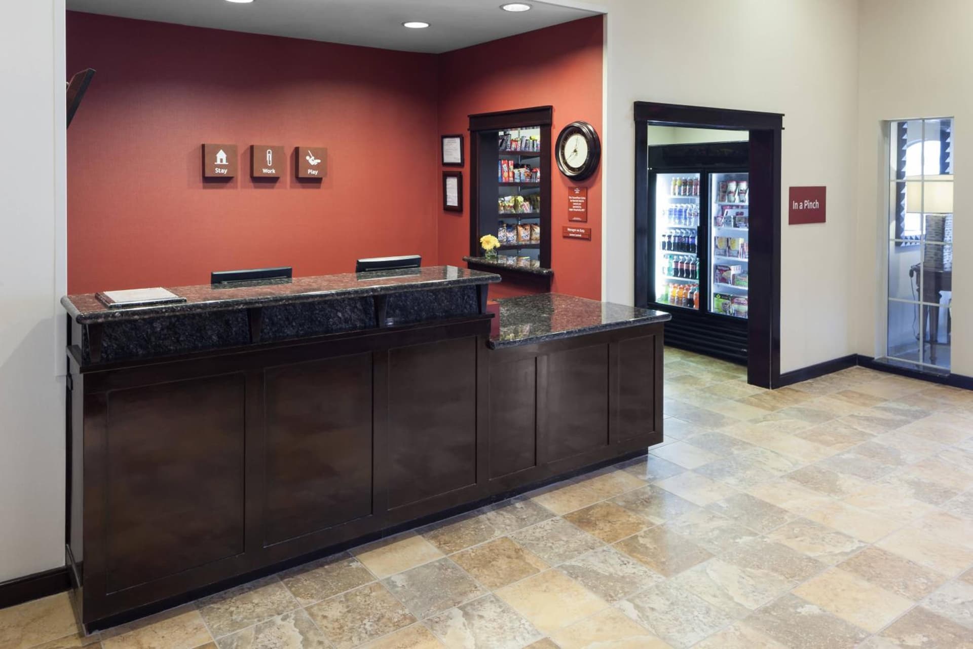 TownePlace Suites by Marriott San Antonio Airport property views in San Antonio, TX — gallery photo 3