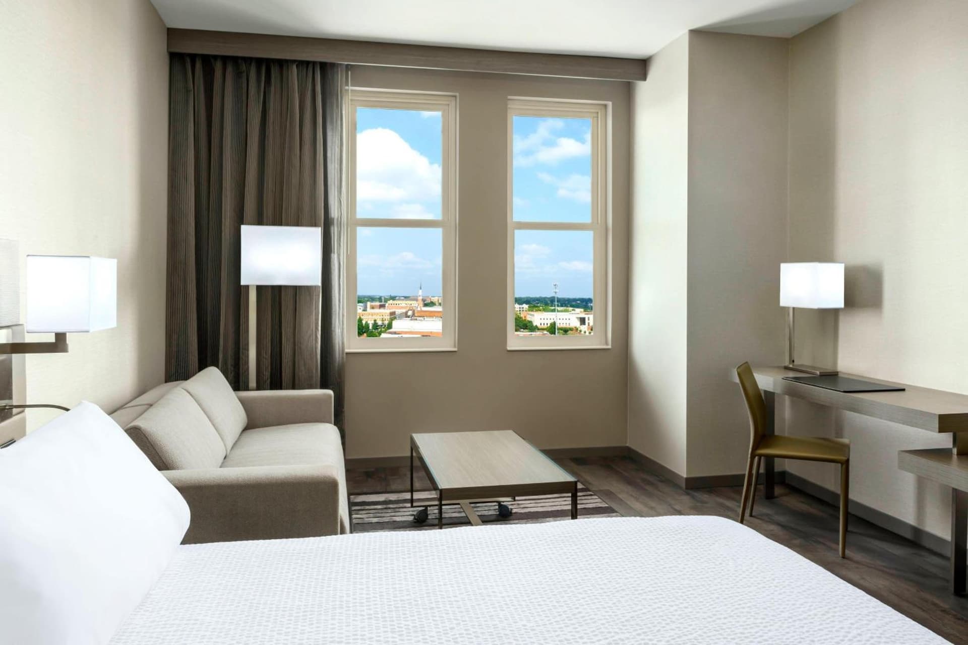 AC Hotel by Marriott Spartanburg gallery photo in Spartanburg, SC — image 21