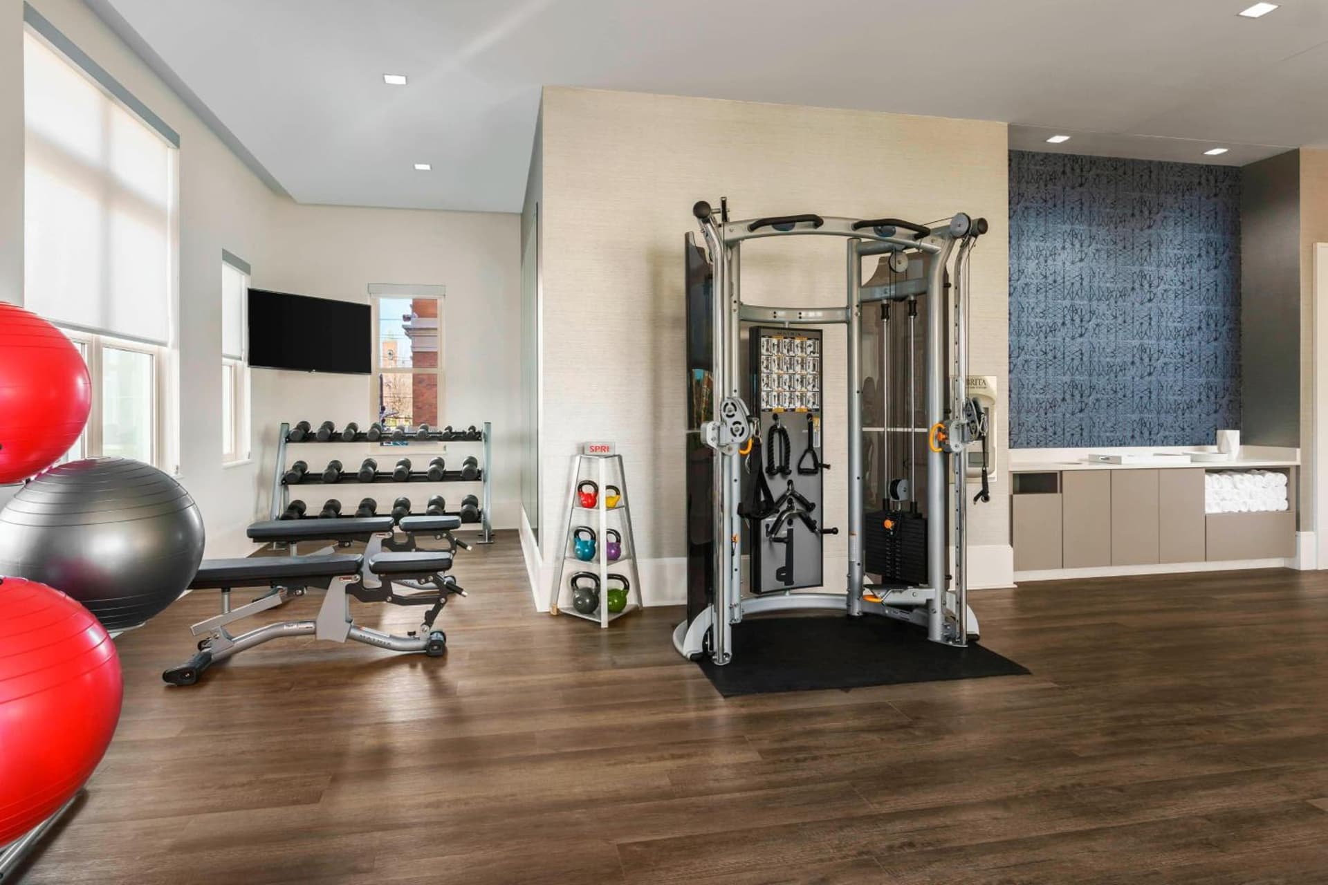 AC Hotel by Marriott Spartanburg gallery photo in Spartanburg, SC — image 31