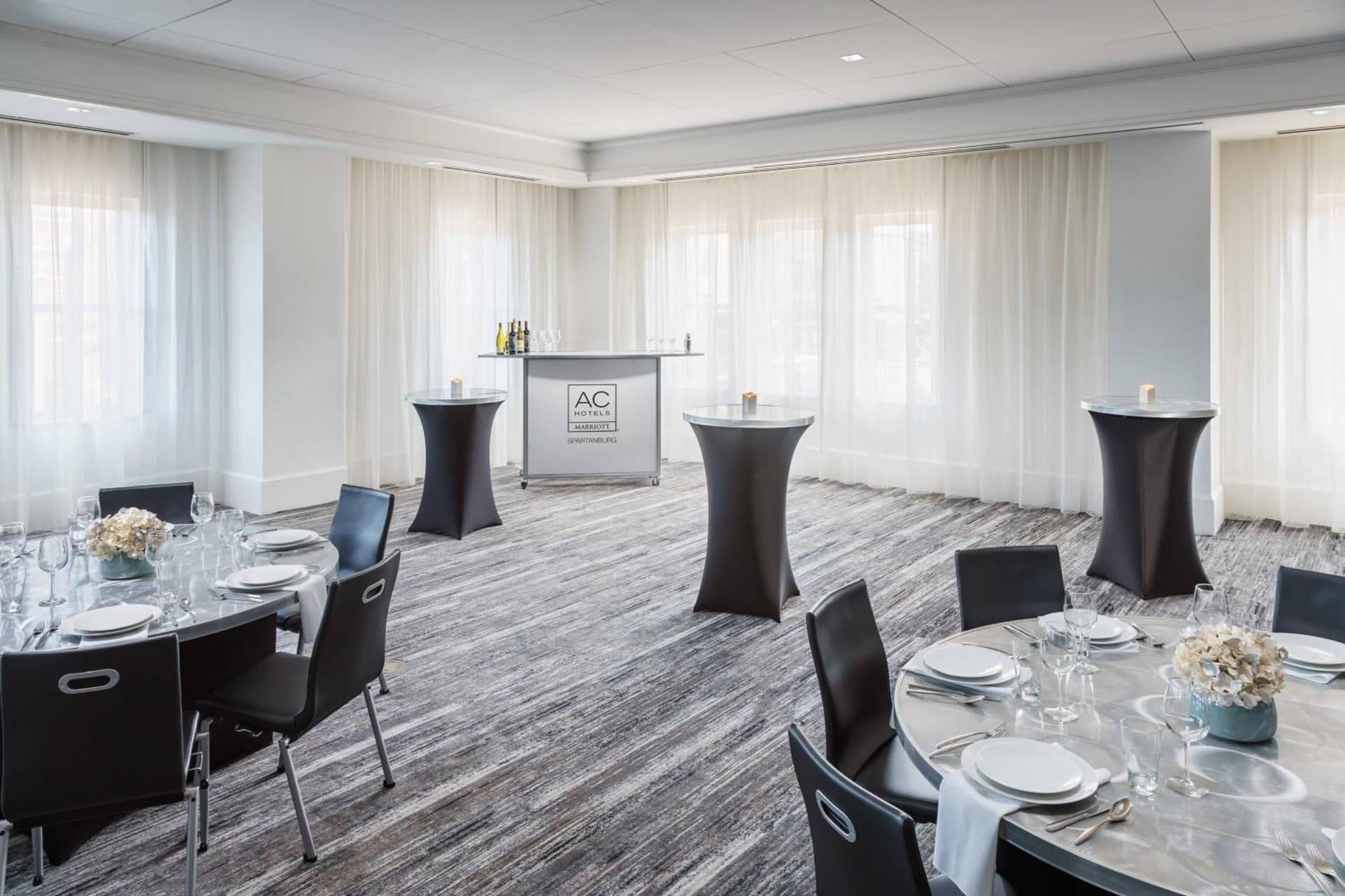 AC Hotel by Marriott Spartanburg gallery photo in Spartanburg, SC — image 33
