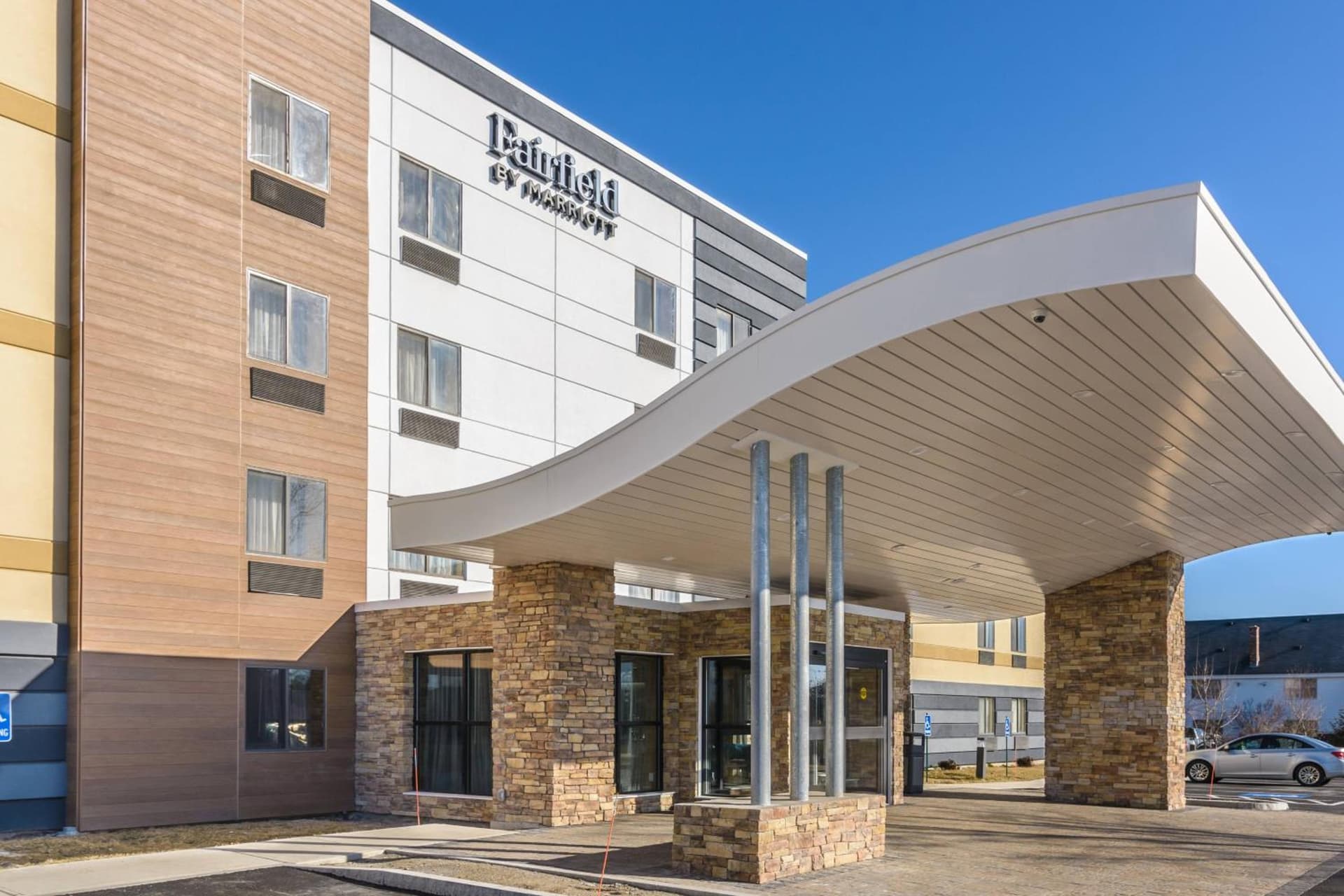 Fairfield Inn Manchester - Boston Regional Airport — hotel in Manchester, New Hampshire