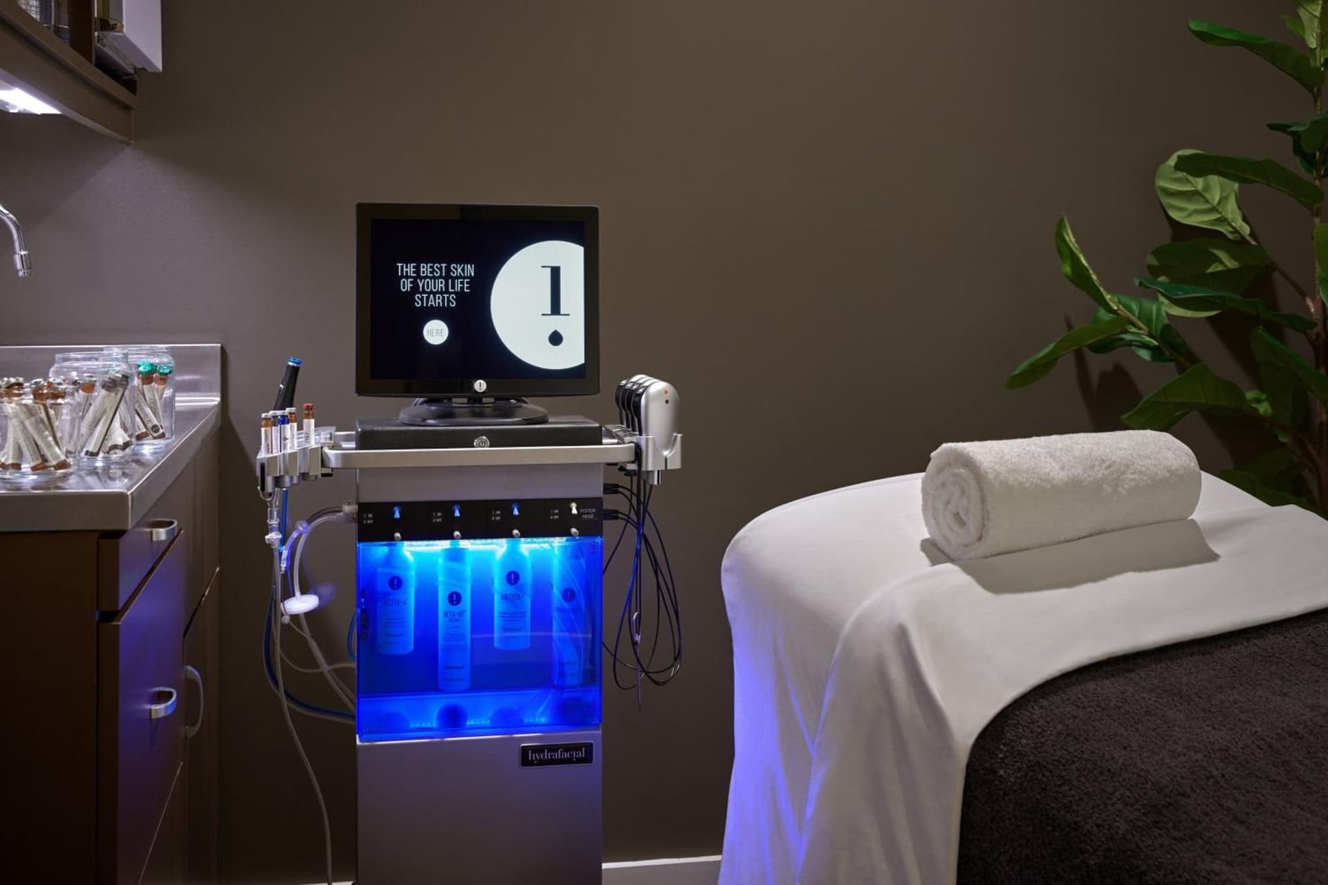 Mystic Marriott Hotel and Spa gallery photo in Groton, CT — image 50