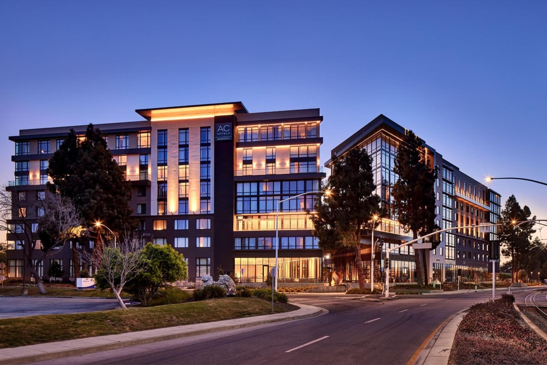 AC Hotel by Marriott Sunnyvale Moffett Park — hotel in Sunnyvale, California