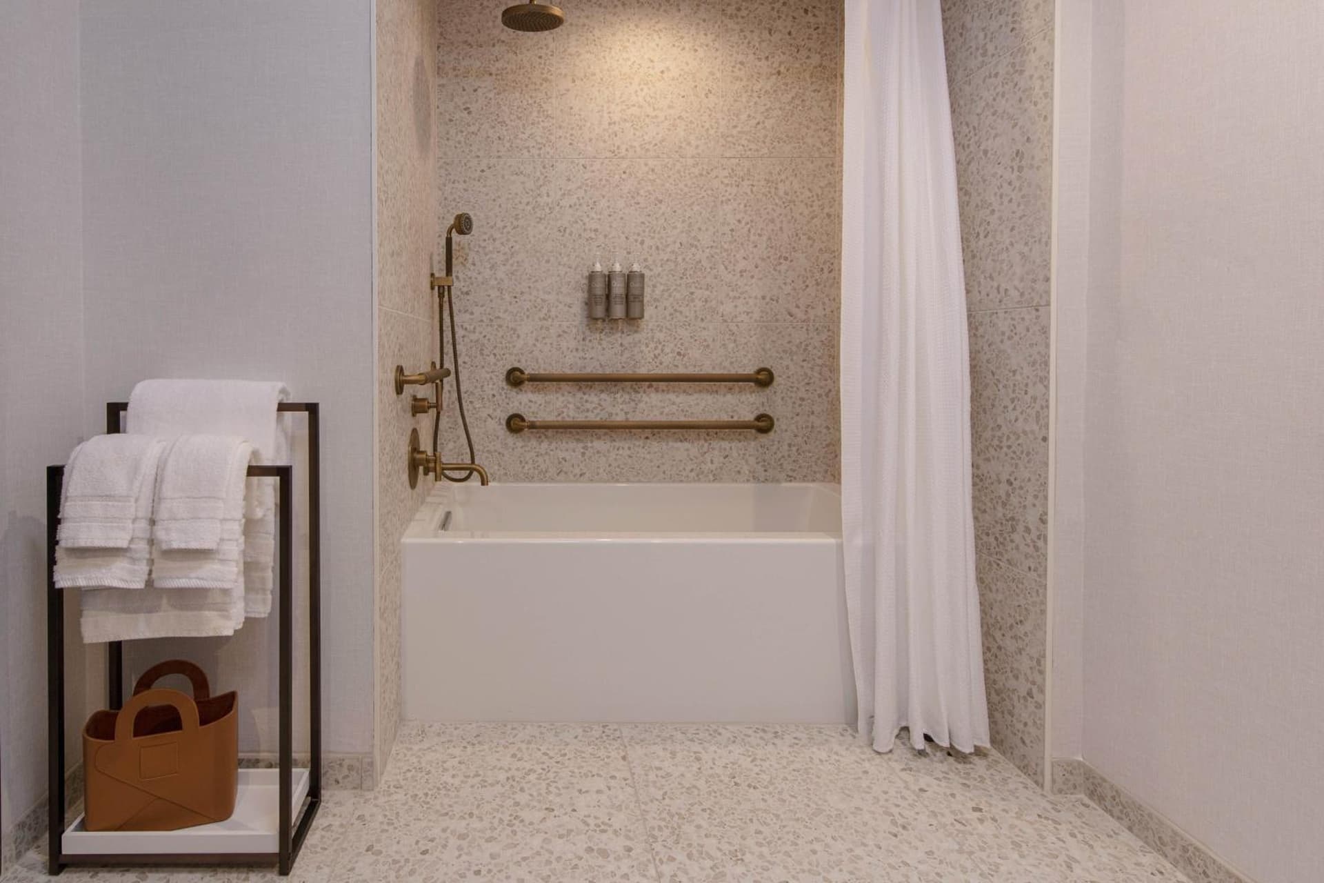 Hotel Citrine, Palo Alto, a Tribute Portfolio Hotel property views in Palo Alto, CA — gallery photo 3