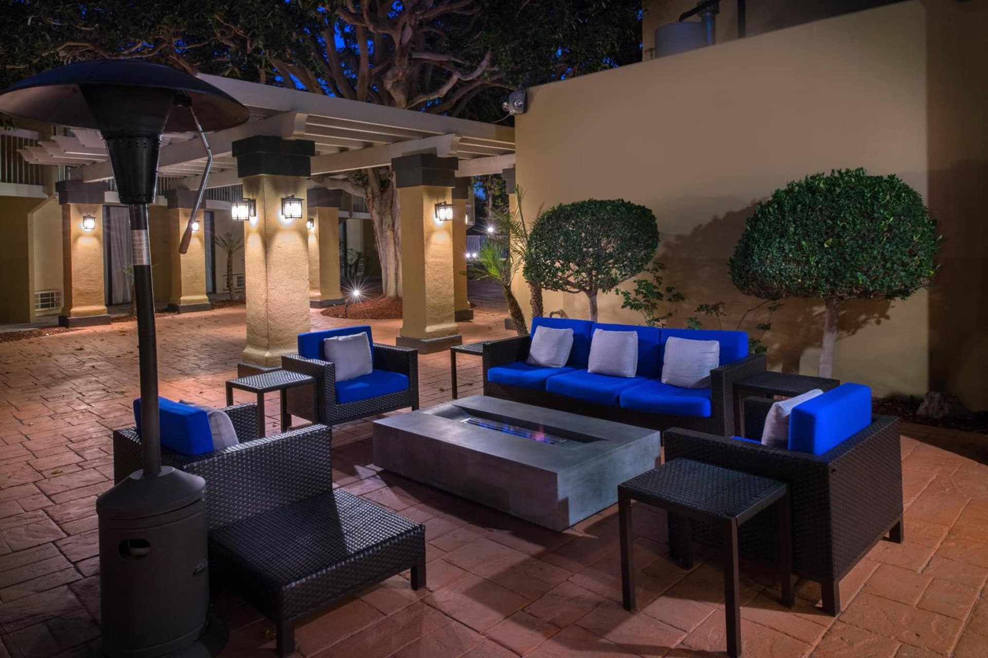 Holiday Inn Oxnard - Ventura by IHG gallery photo in Oxnard, CA — image 16
