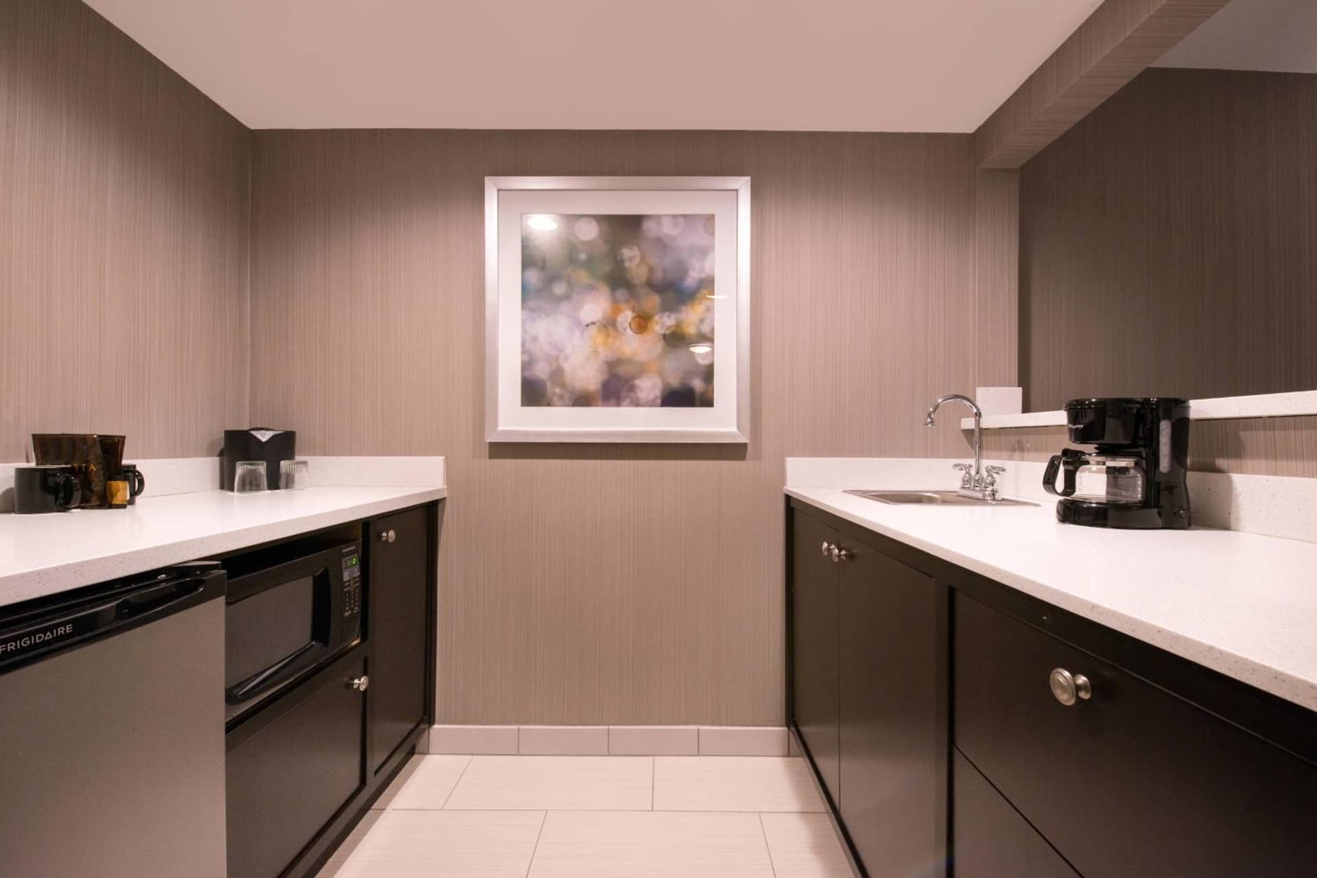 Holiday Inn Oxnard - Ventura by IHG gallery photo in Oxnard, CA — image 4