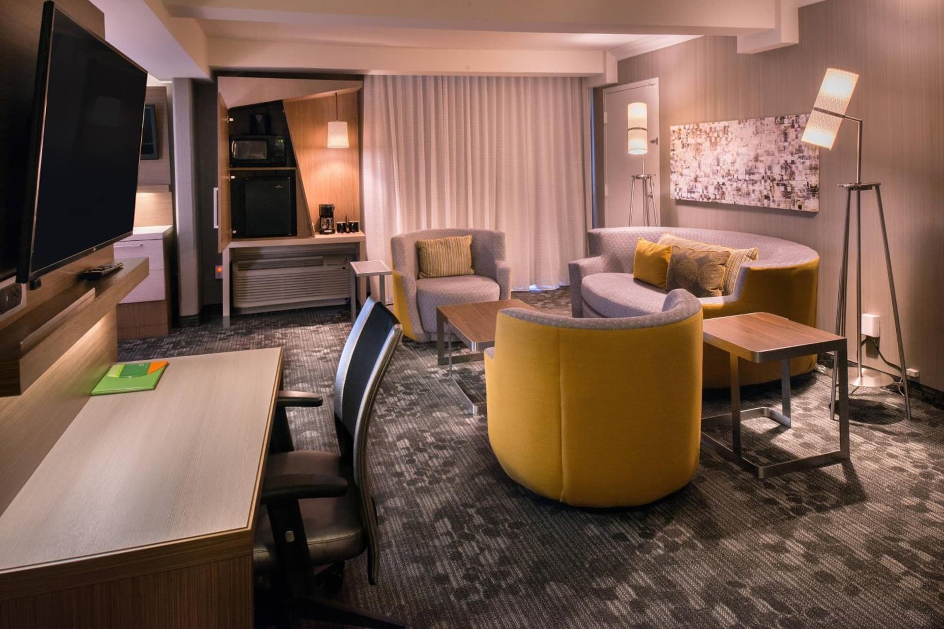 Holiday Inn Oxnard - Ventura by IHG gallery photo in Oxnard, CA — image 14