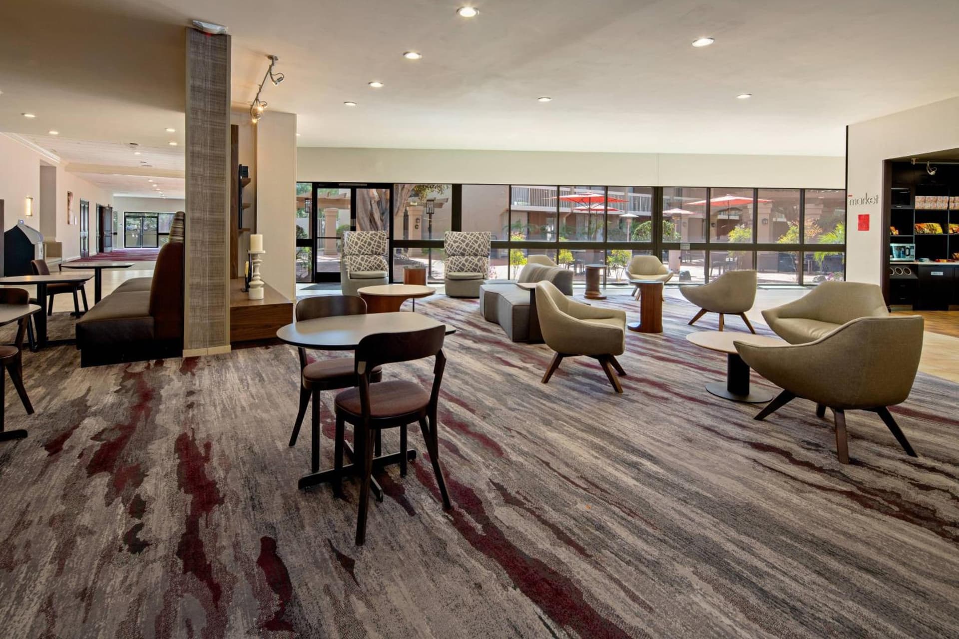 Holiday Inn Oxnard - Ventura by IHG gallery photo in Oxnard, CA — image 32