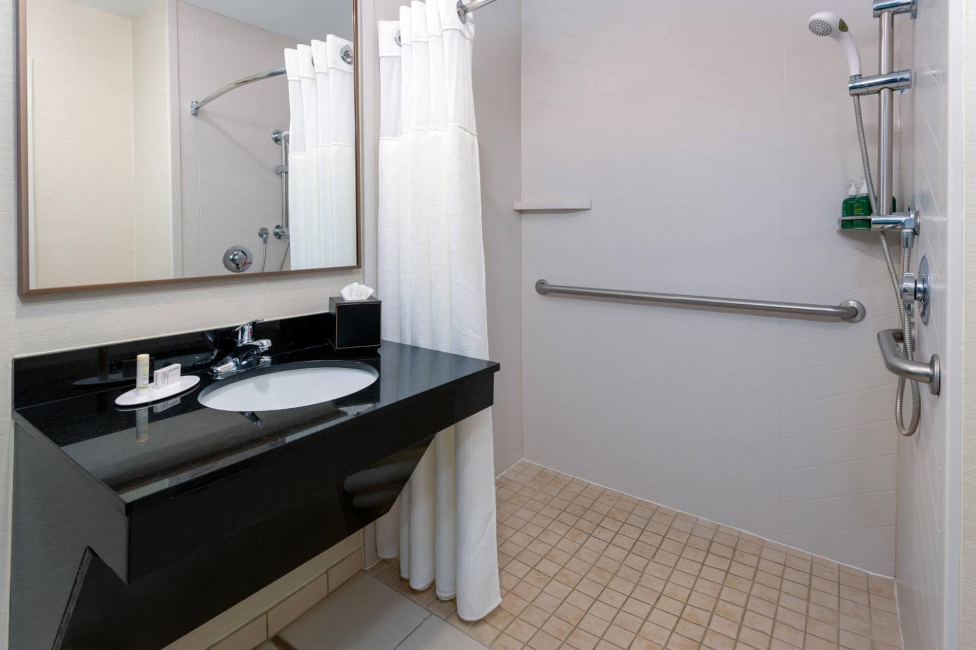 Fairfield Inn and Suites by Marriott Clearwater gallery photo in Clearwater, FL — image 8
