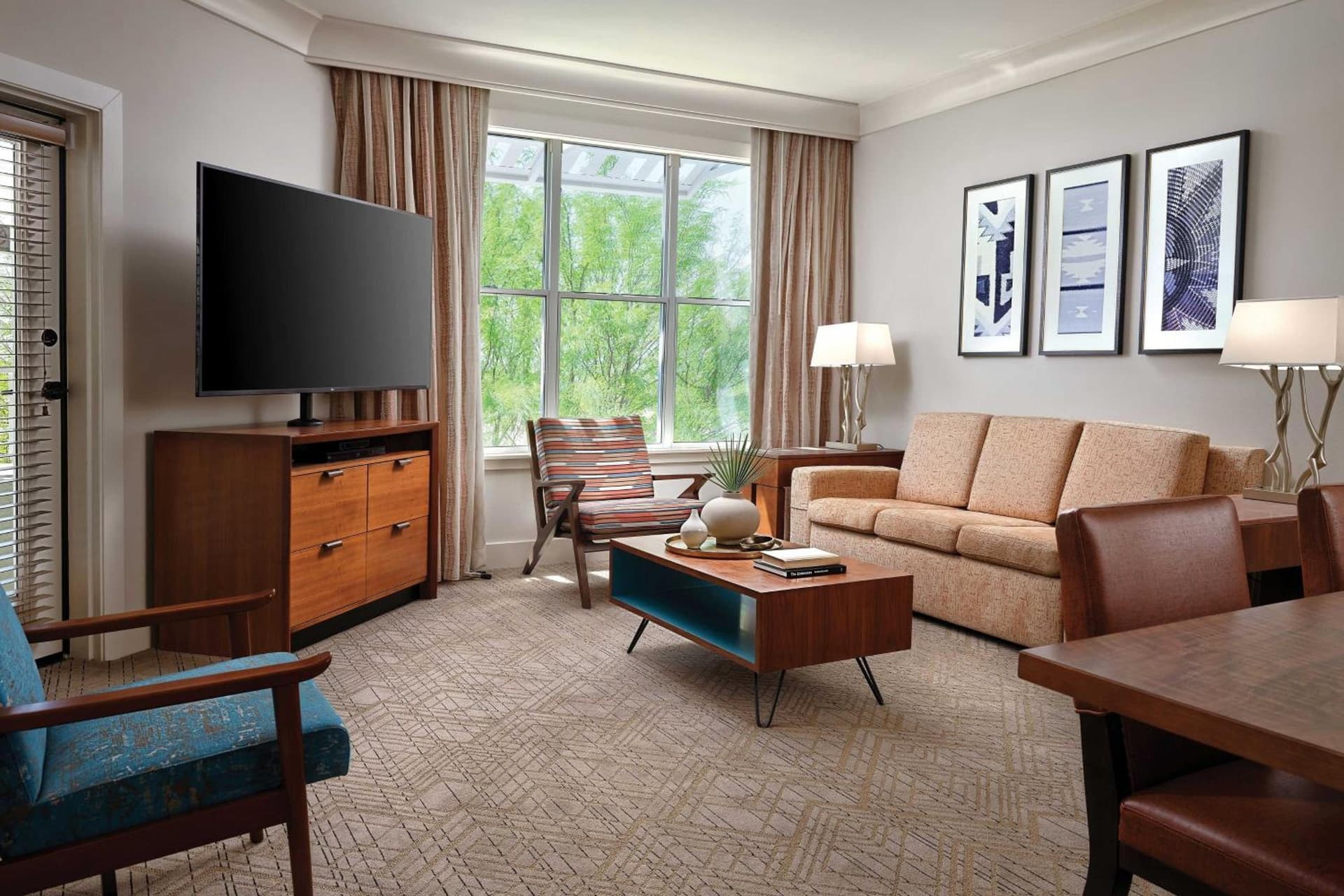 Marriott's Canyon Villas interior in Phoenix, AZ — gallery photo 2